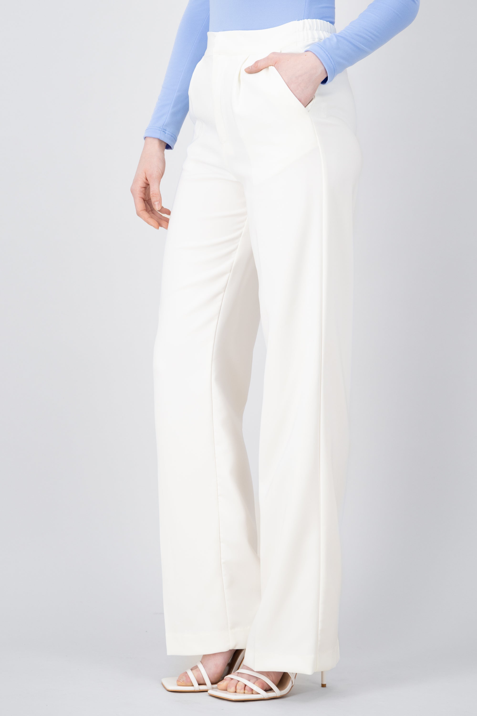 Pantalon Recto Liso Con Pinzas BLANCO