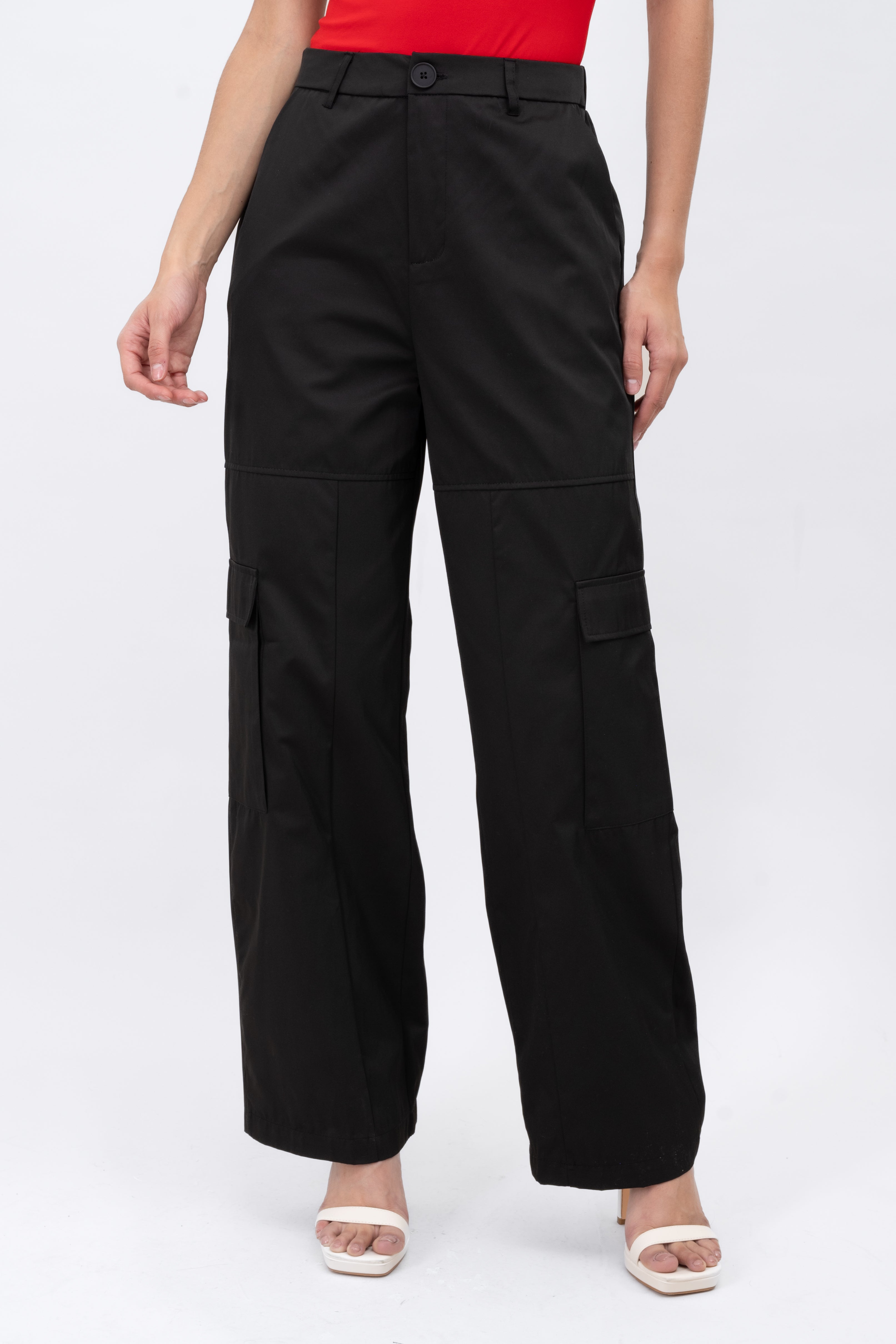 Smooth position pants BLACK