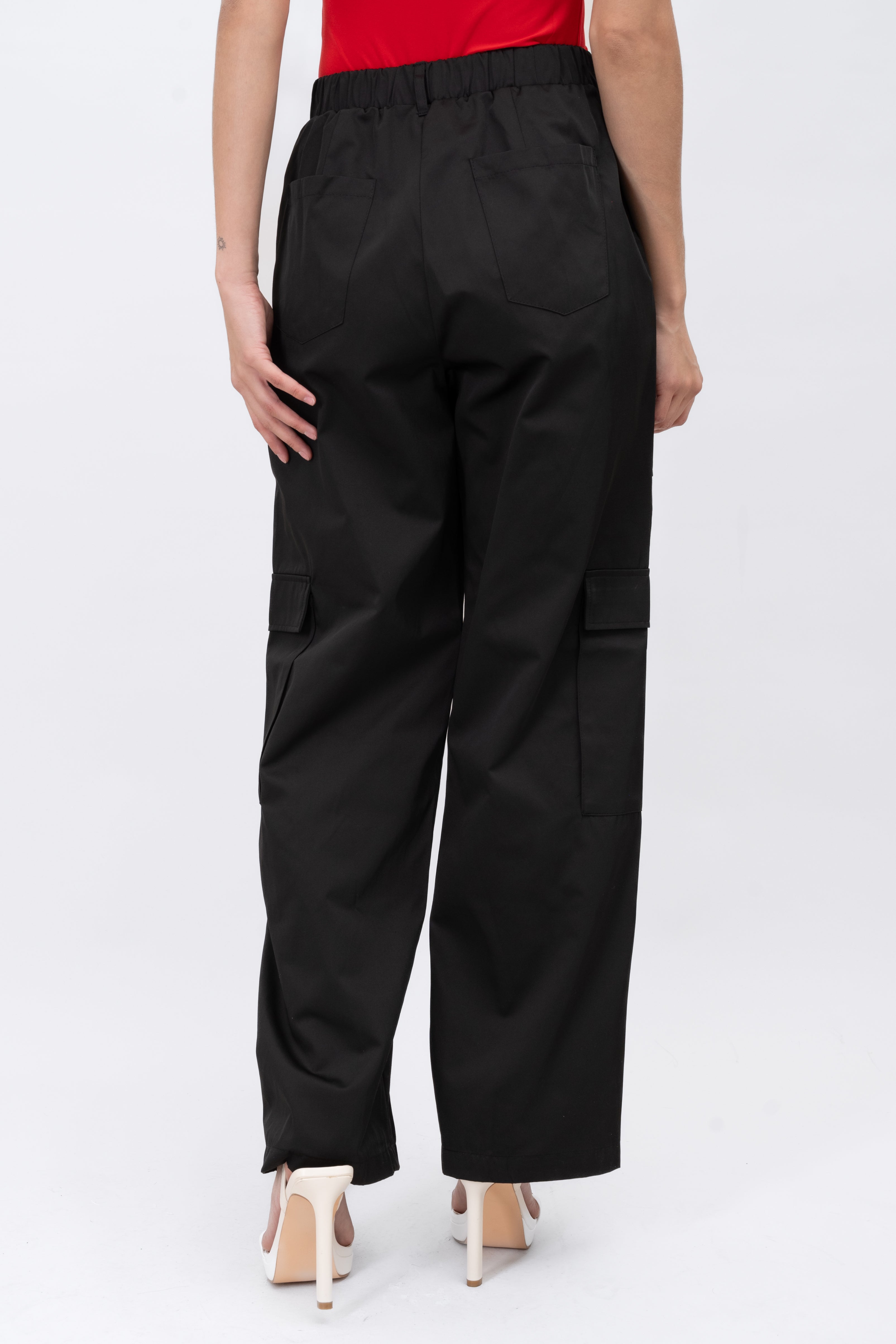 Smooth position pants BLACK