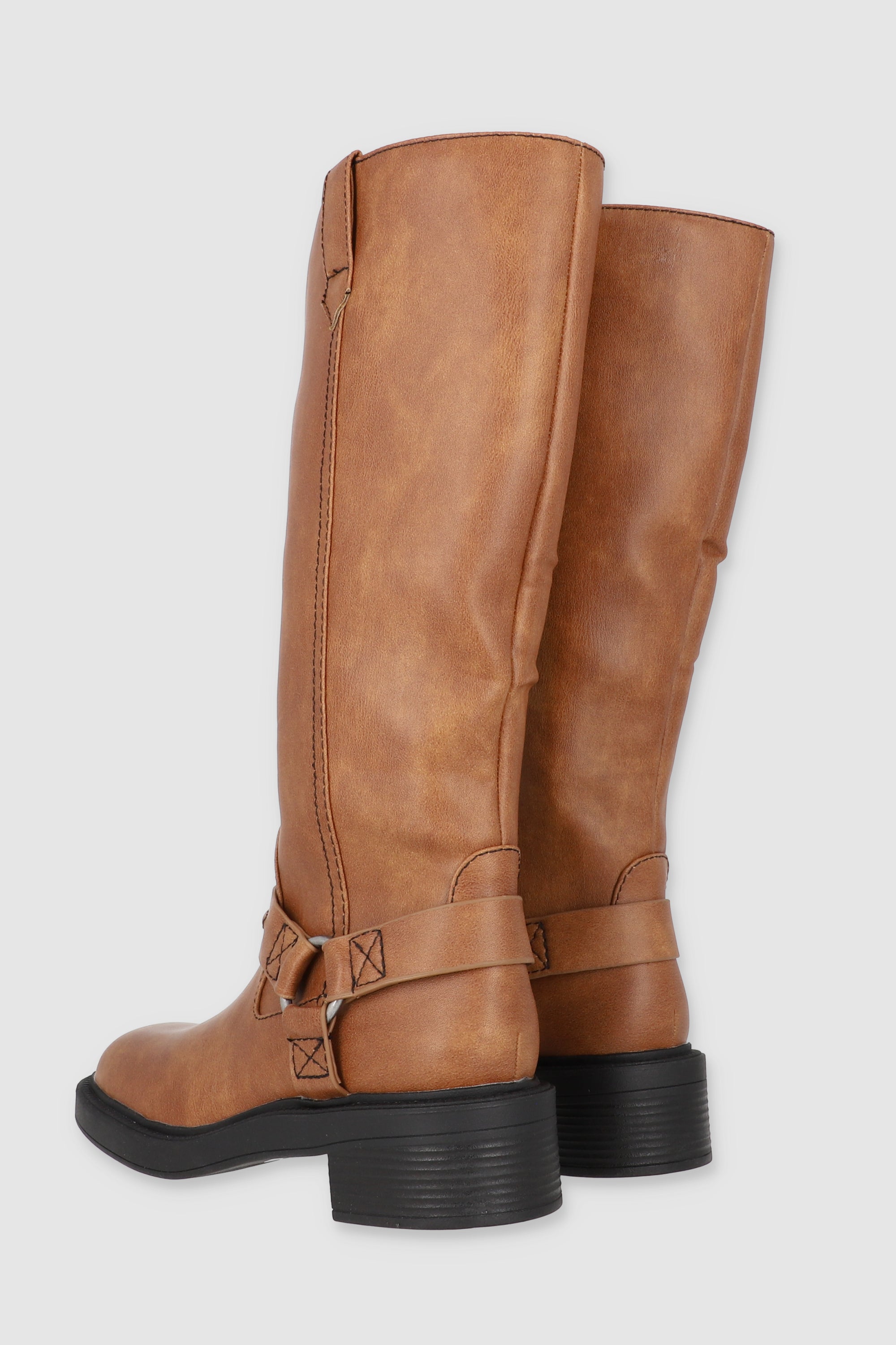 Bota biker costura contraste tiras hebilla aro TAN