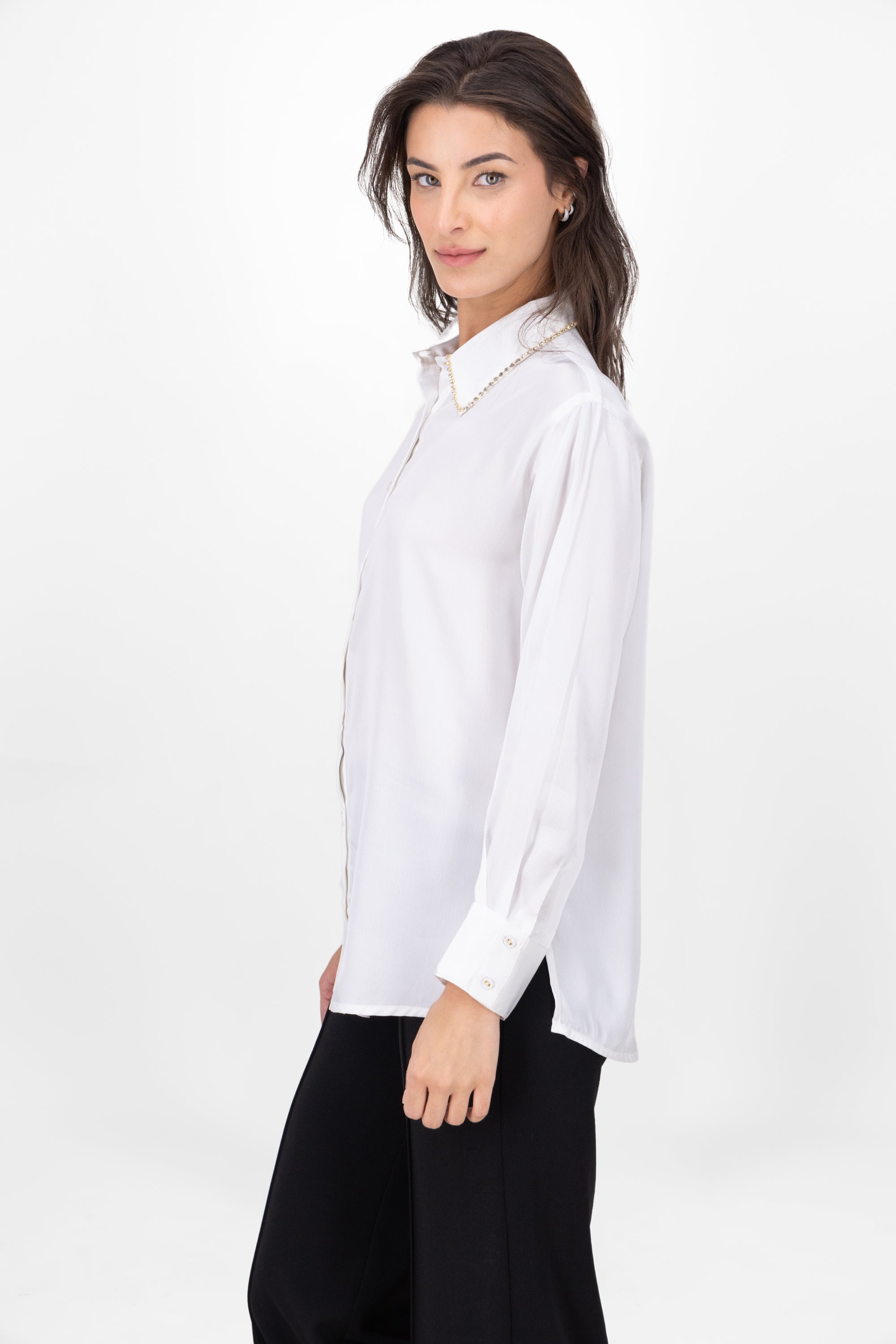 Camisa Satinada Detalle Brillos Cuello BLANCO