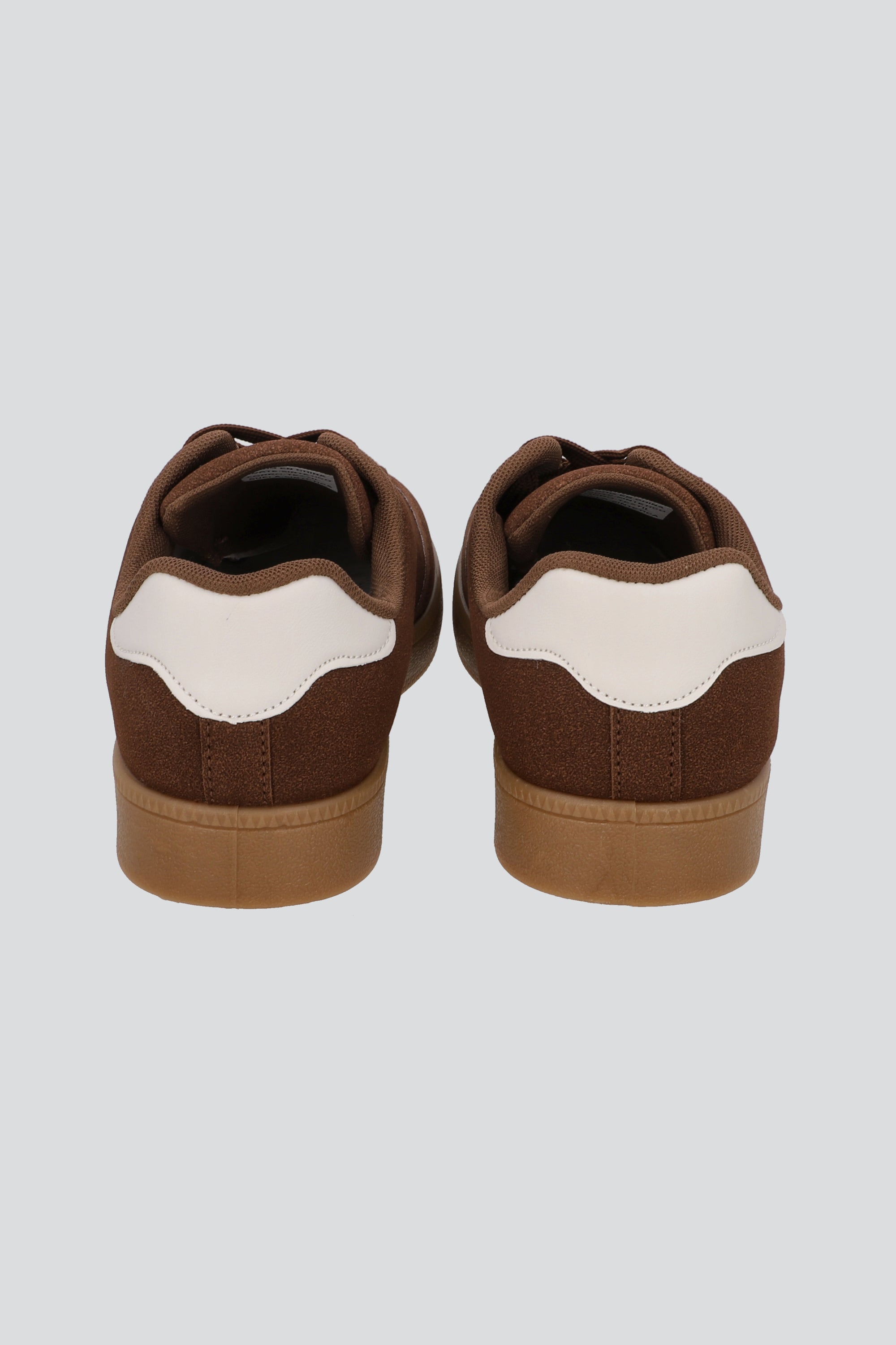 Tenis casual rayas punta suede CAFE