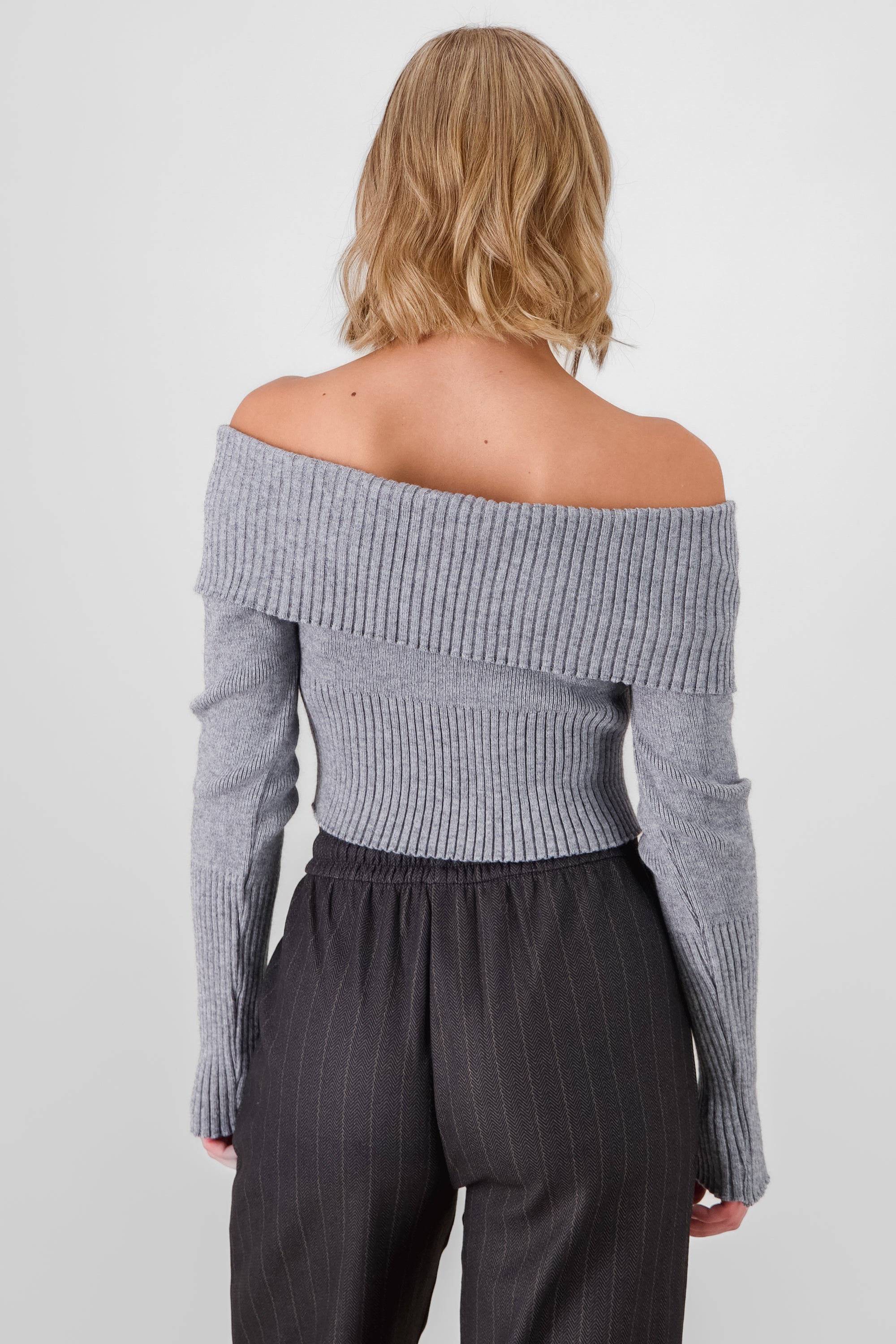 Long sleeve nose closure GREY