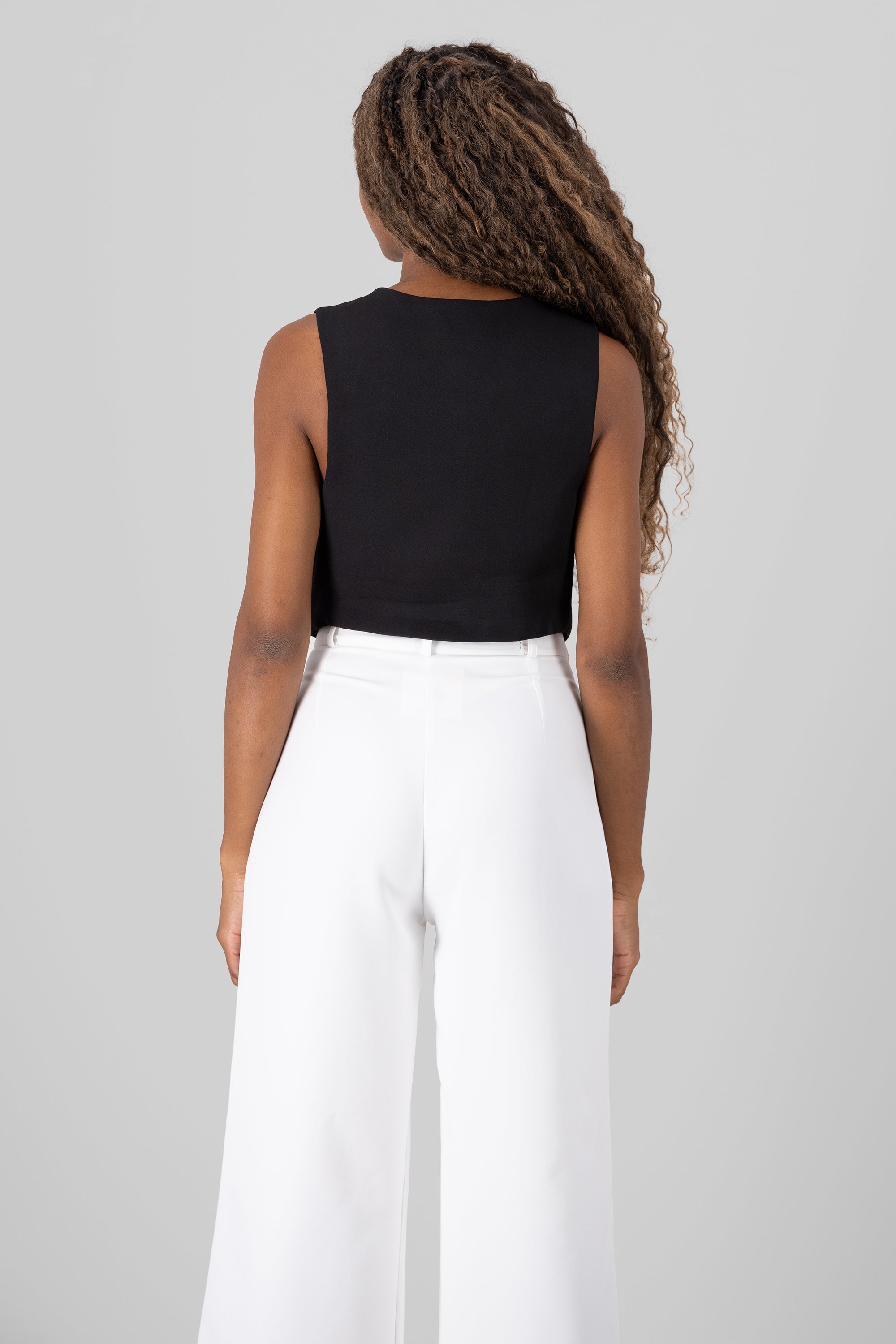 VILE CLAKE V WITH BOYS BLACK