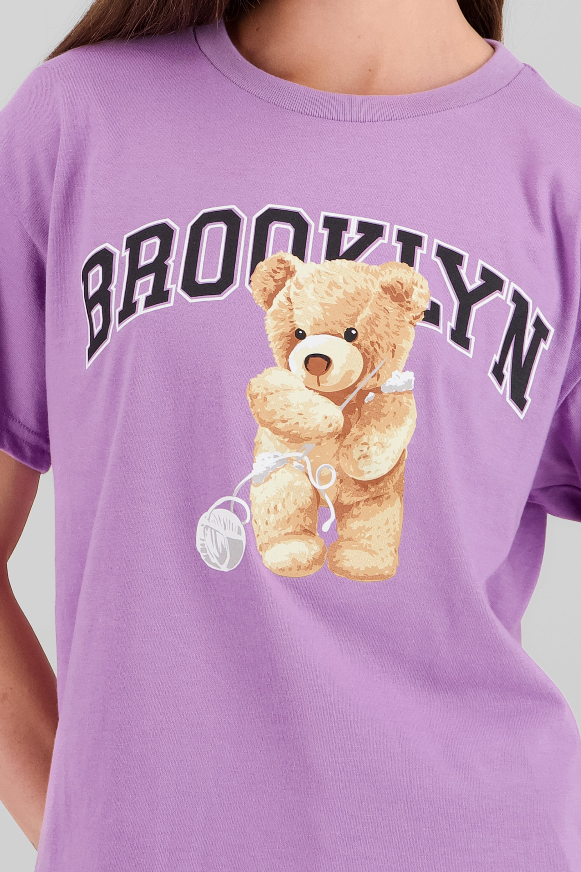 Playera Manga Corta Osito Brooklyn LILA