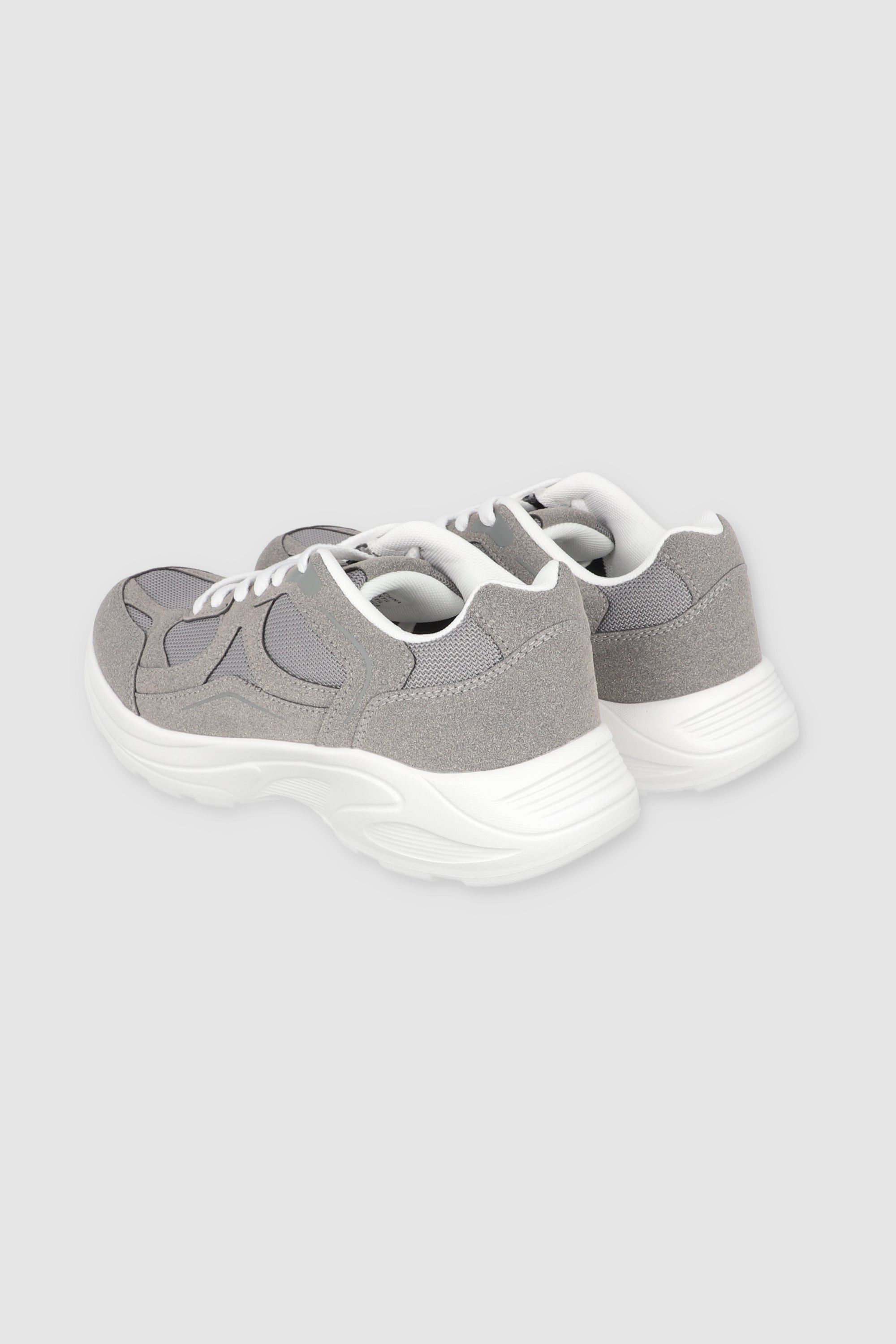 Tenis runner cortes mesh GRIS