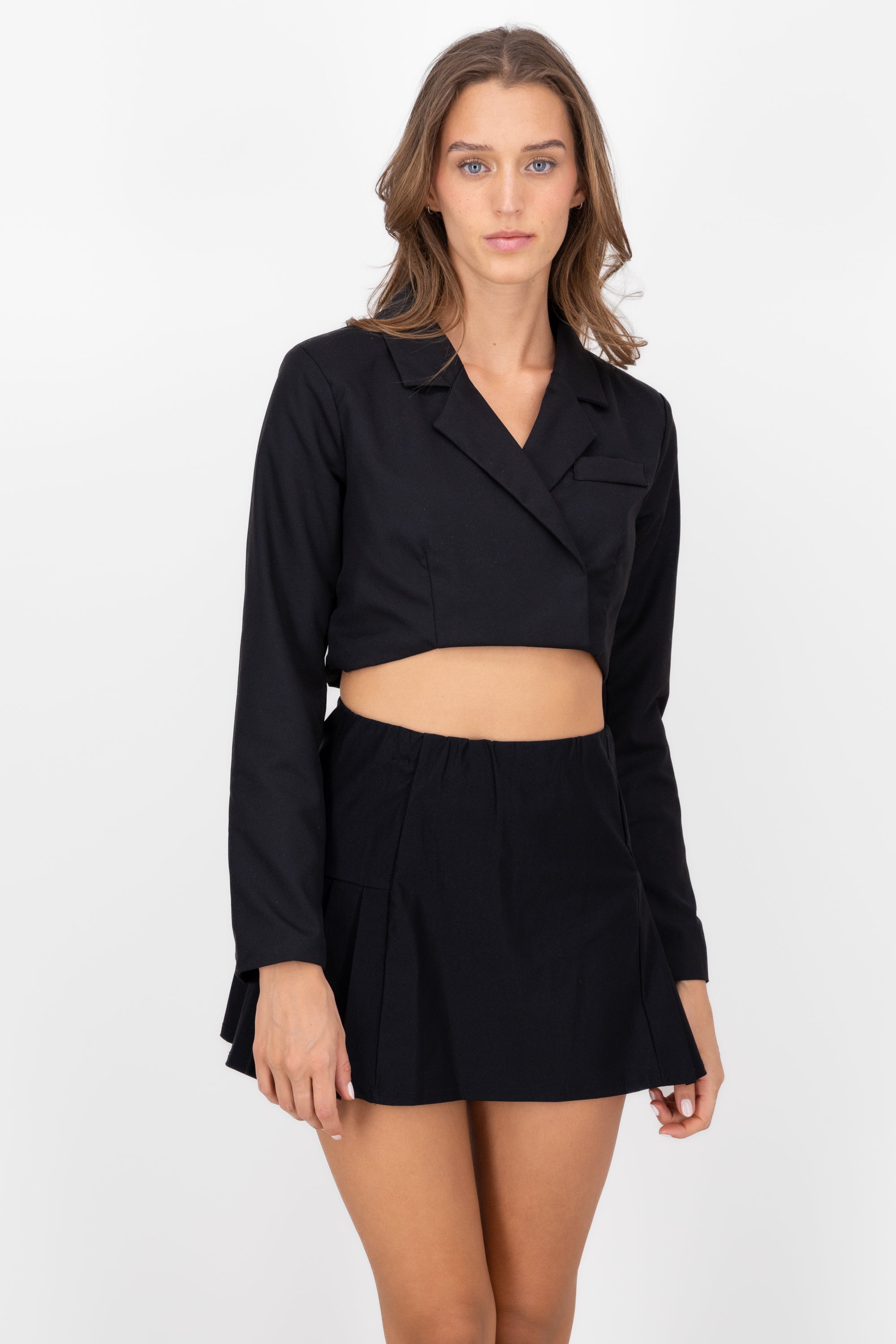 Saco Cropped Liso NEGRO