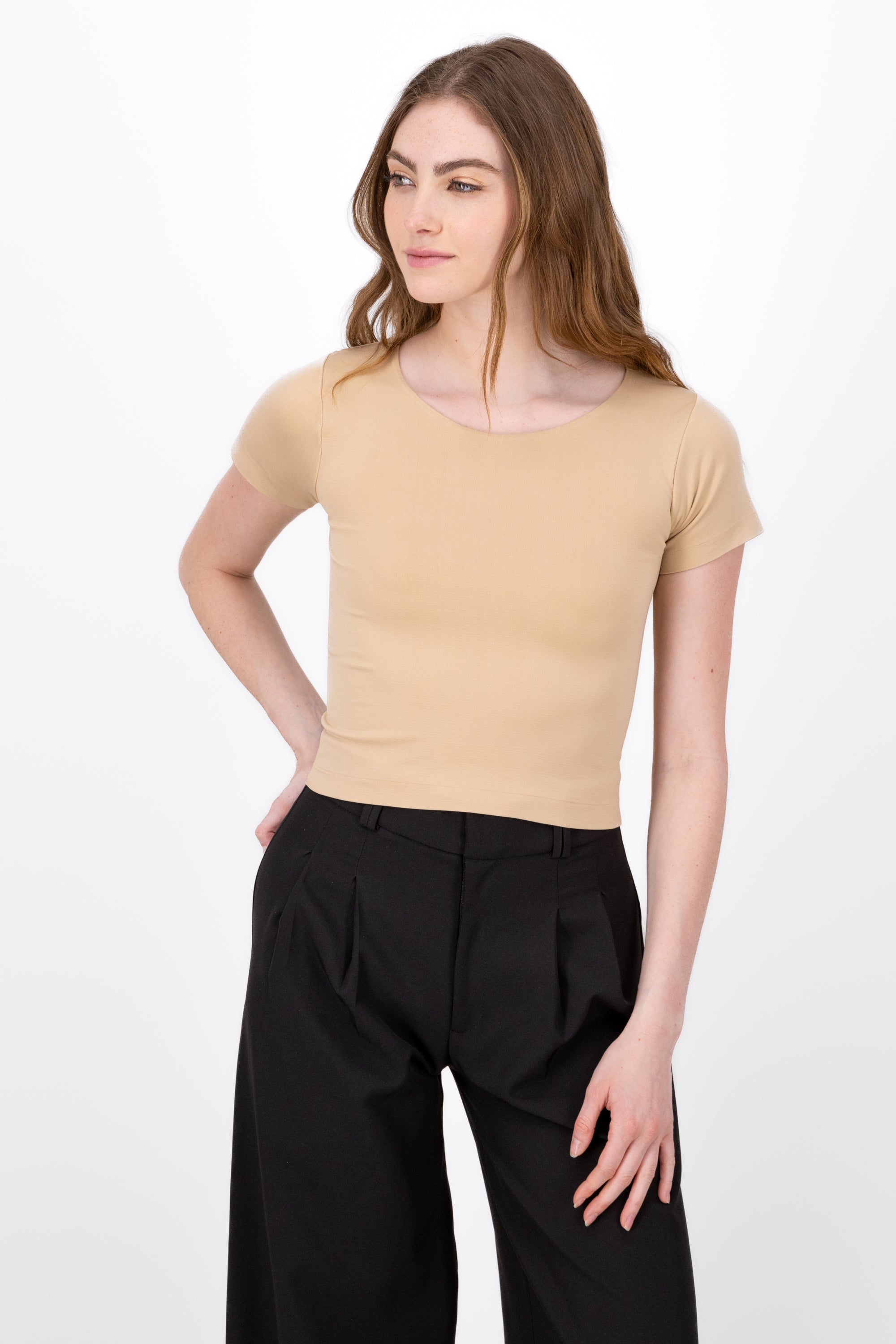 Top Basico Seamless Manga Corta BEIGE