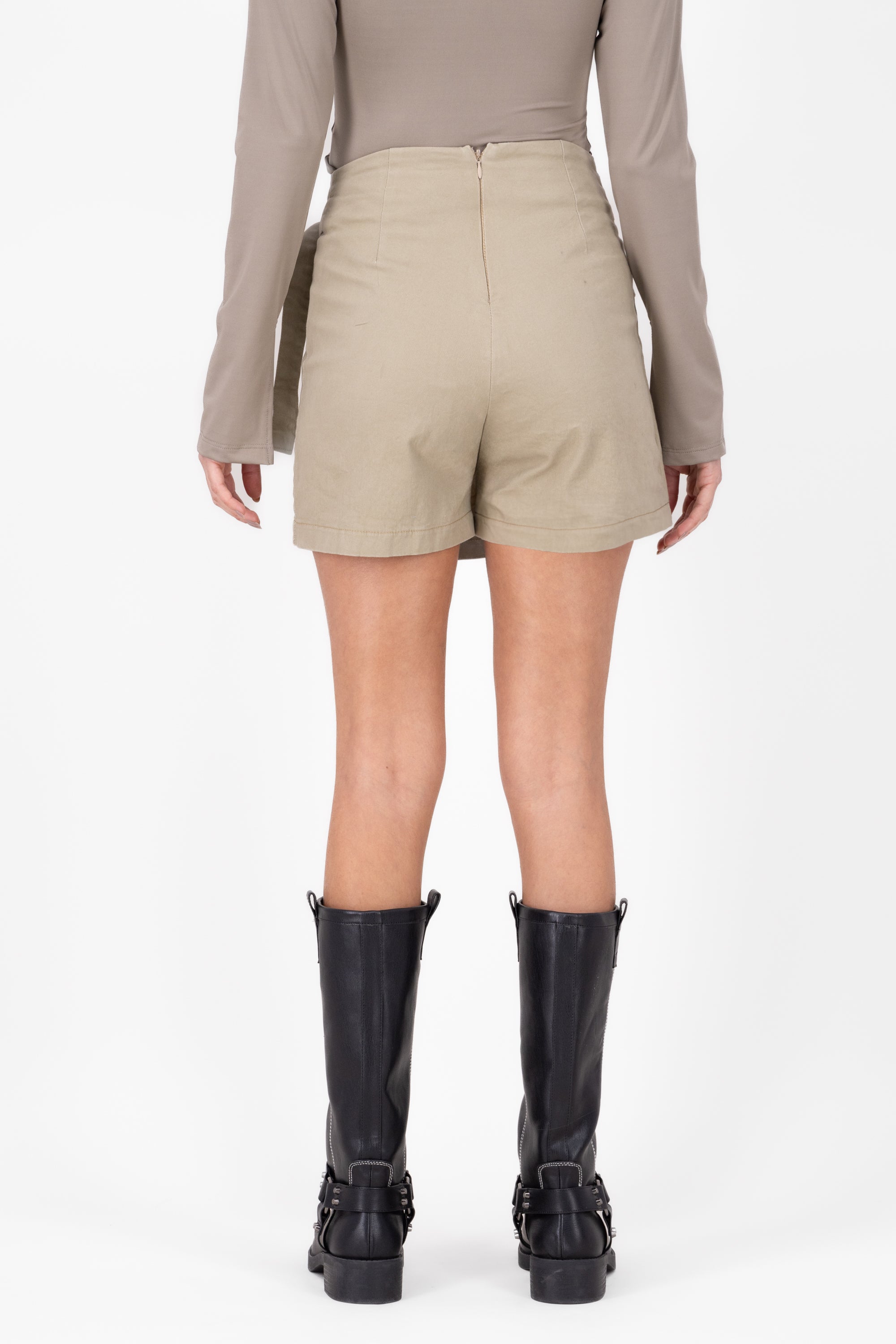 Falda short cruzado con bolsa cargo Hypsters KHAKI