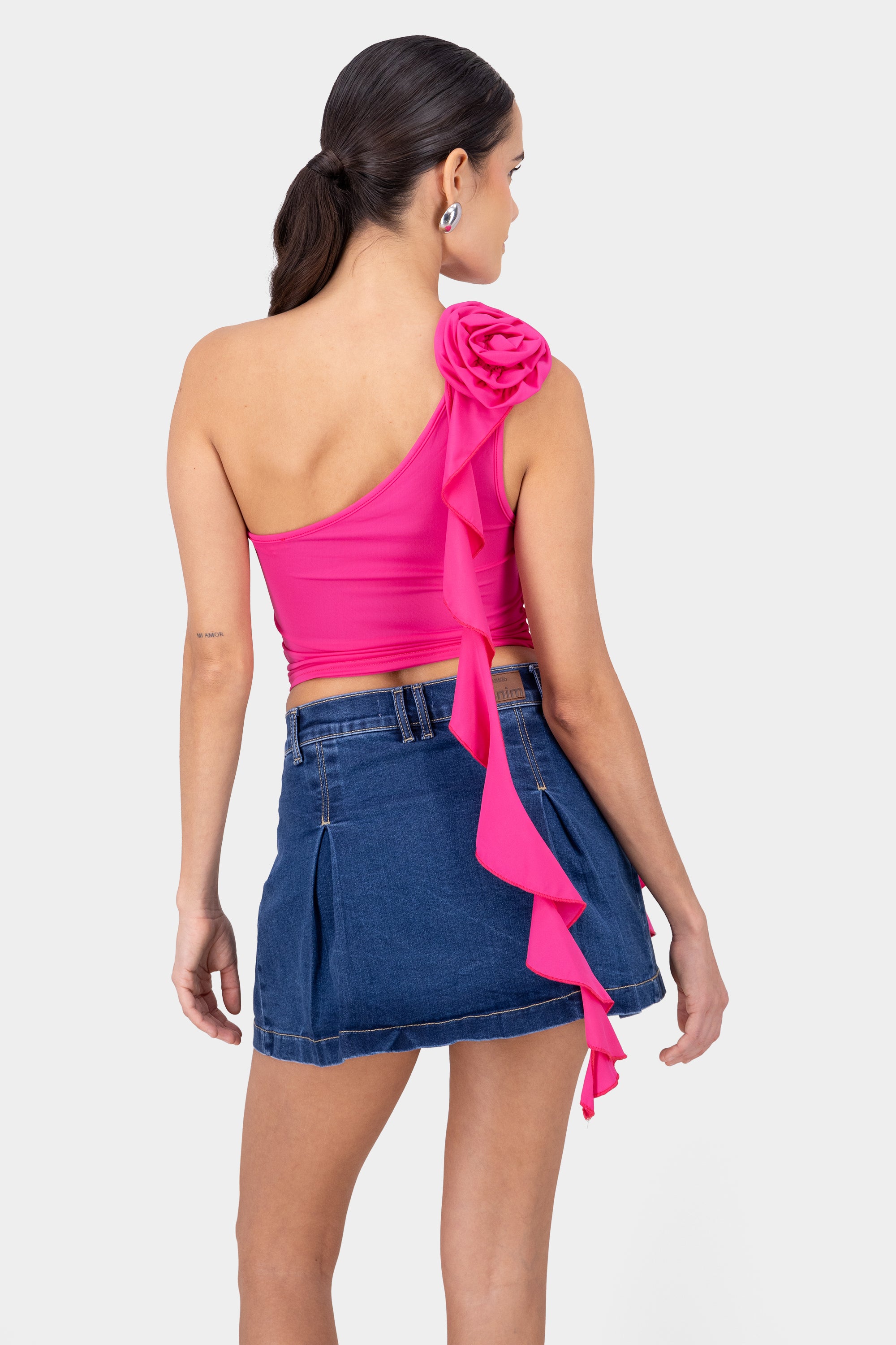 Top drapeado detalle flor ROSA