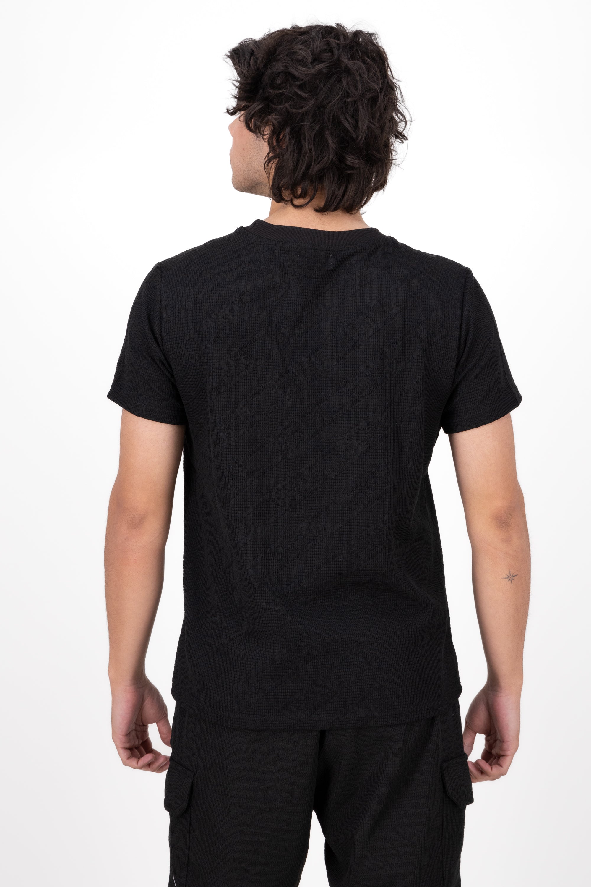 Playera Natura Det Texture BLACK