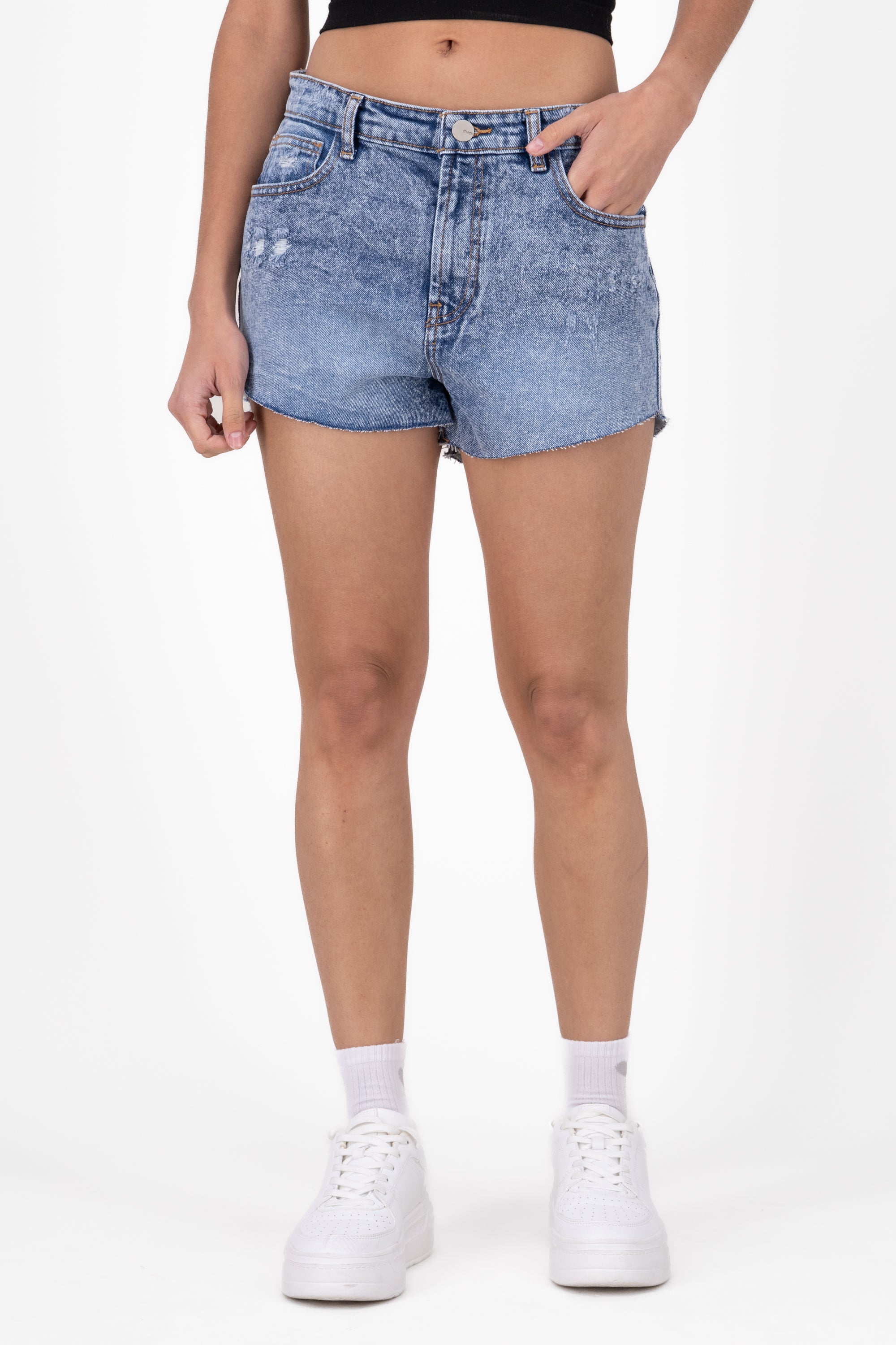 Mini shorts with destruction to cutting Light Wash