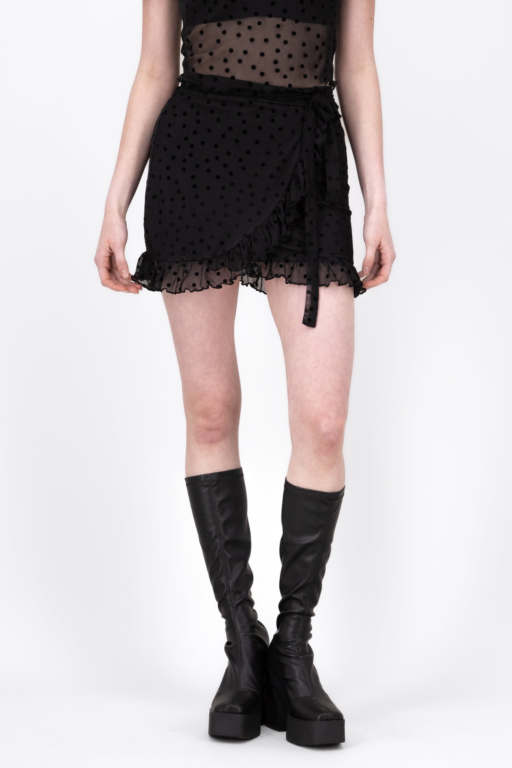 Falda Mesh Lunares Envolvente NEGRO