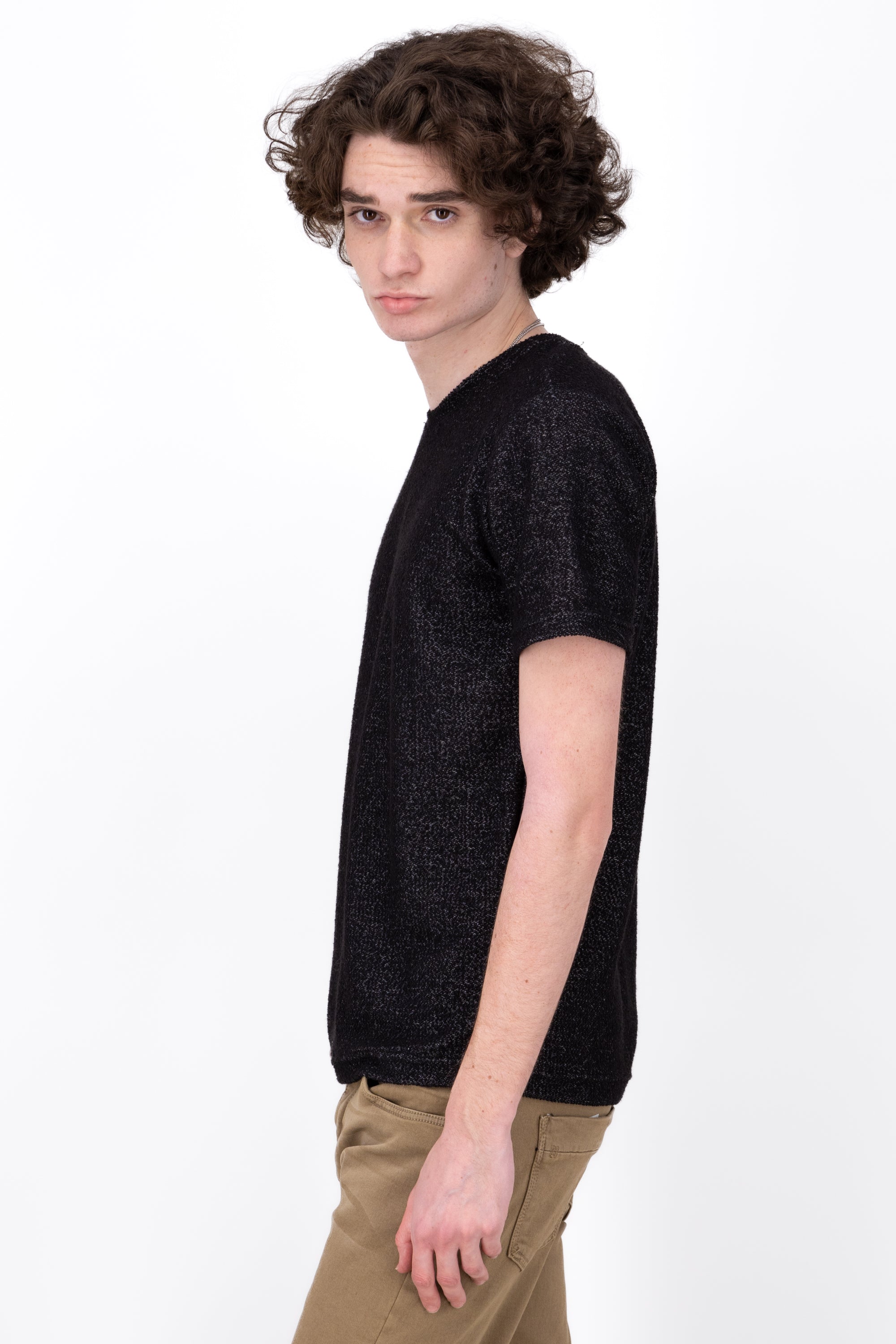 Round neck shirt Detail texture Black Combo