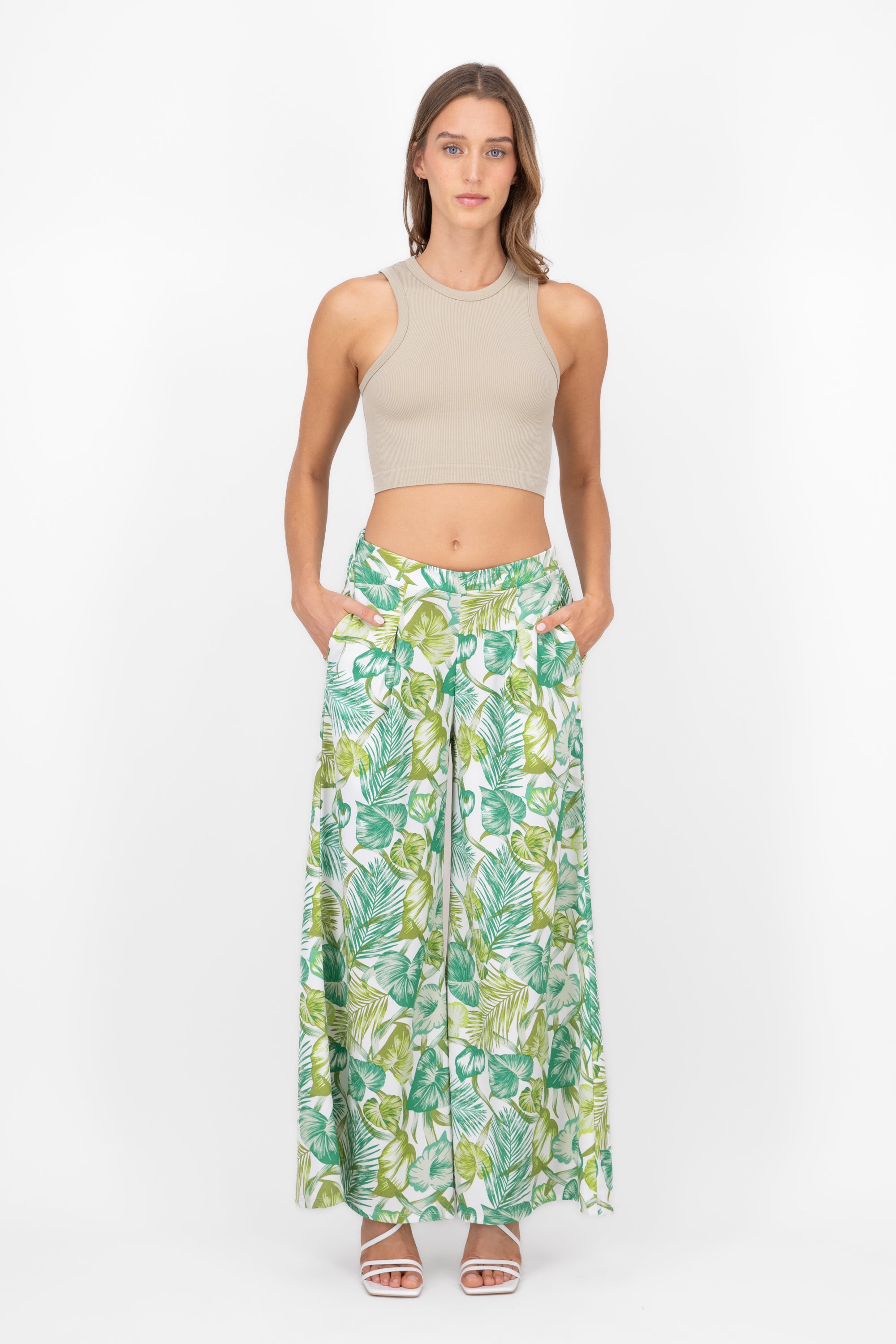 Pantalon Amplio Detalle Pinzas VERDE COMBO