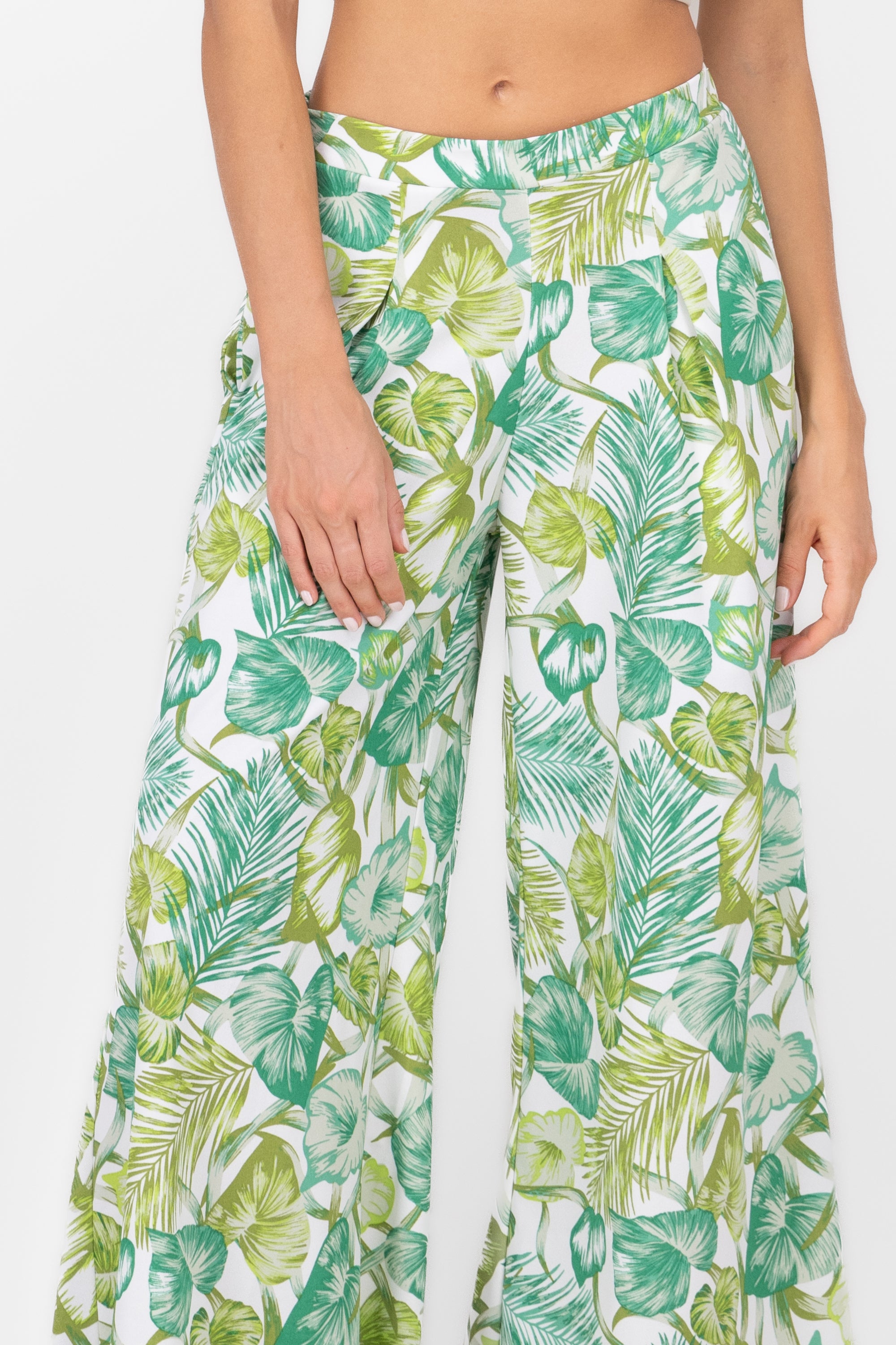 Pantalon Amplio Detalle Pinzas VERDE COMBO