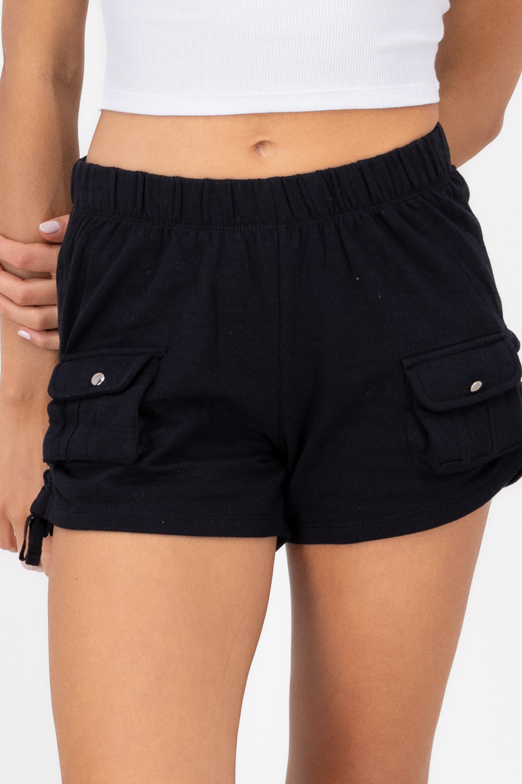 Shorts Con Bolsas Cargo Lisos NEGRO