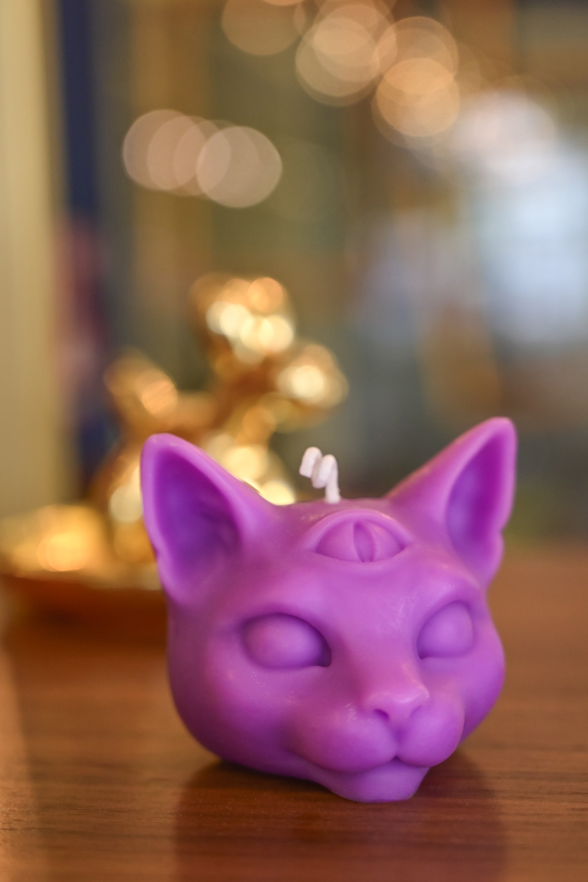 Candle mystical cat PURPLE