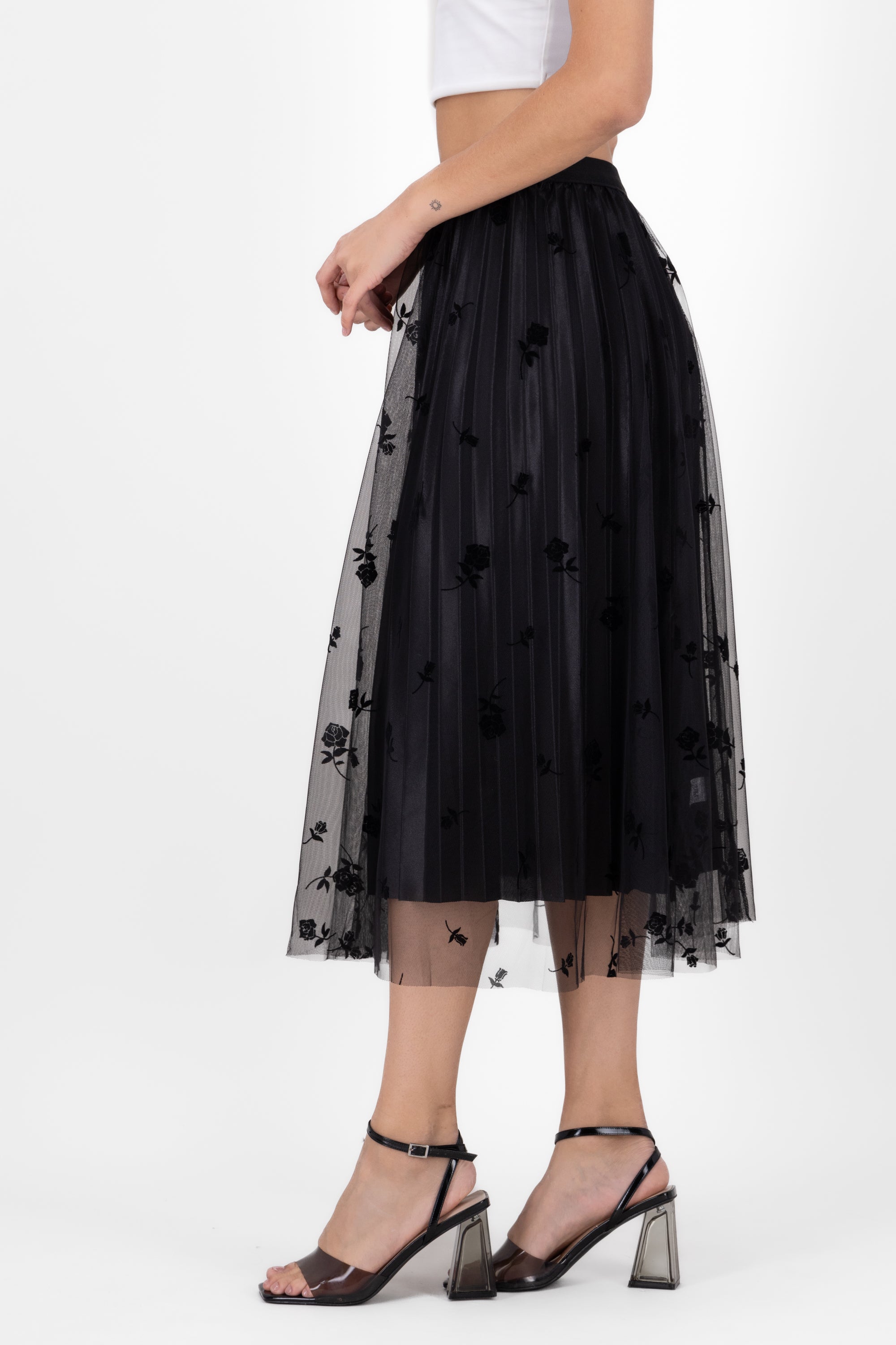 Falda Tulle Con Estampado De Rosas NEGRO