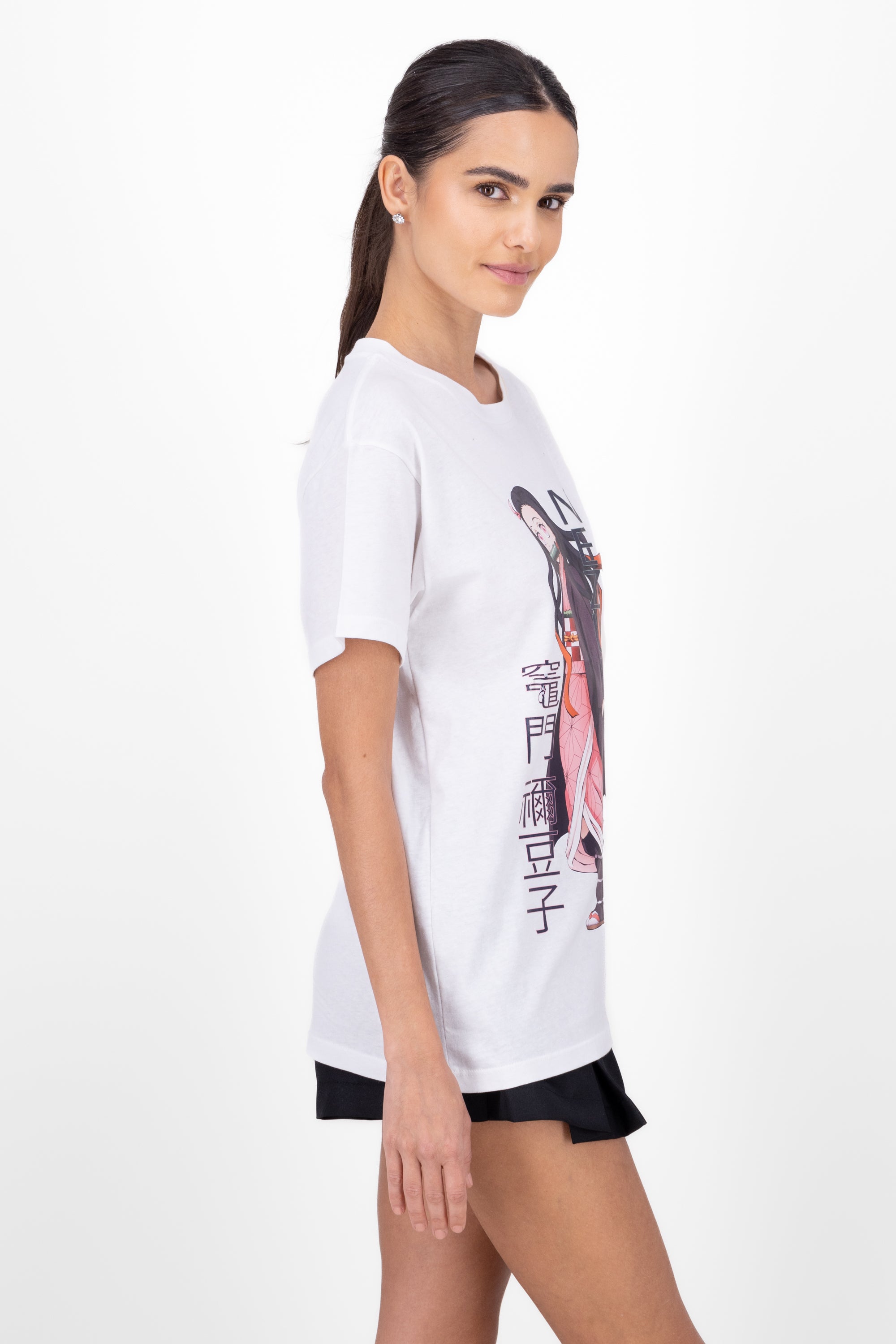 Playera Nezuko Over WHITE