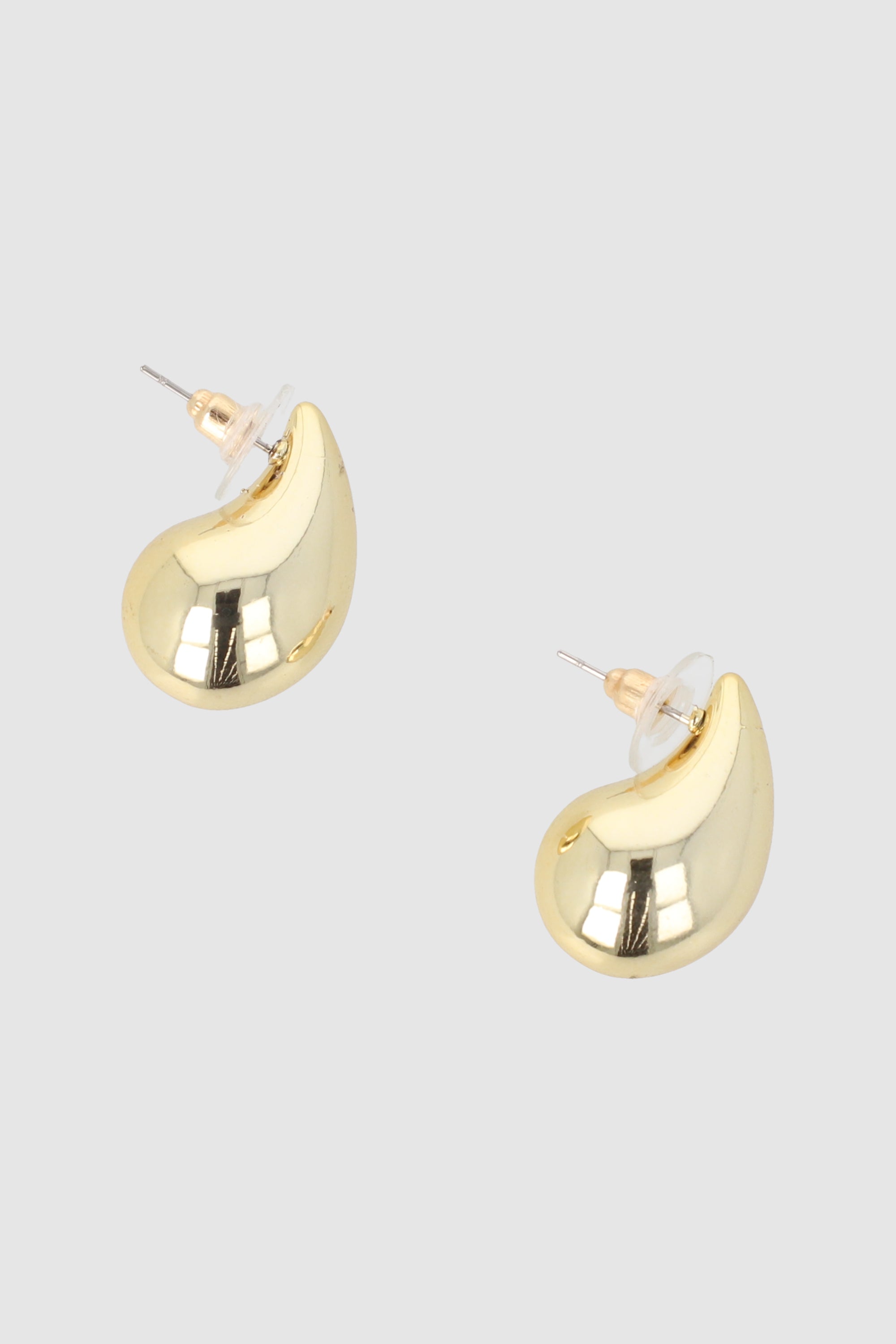 ARETES GOTA ORO