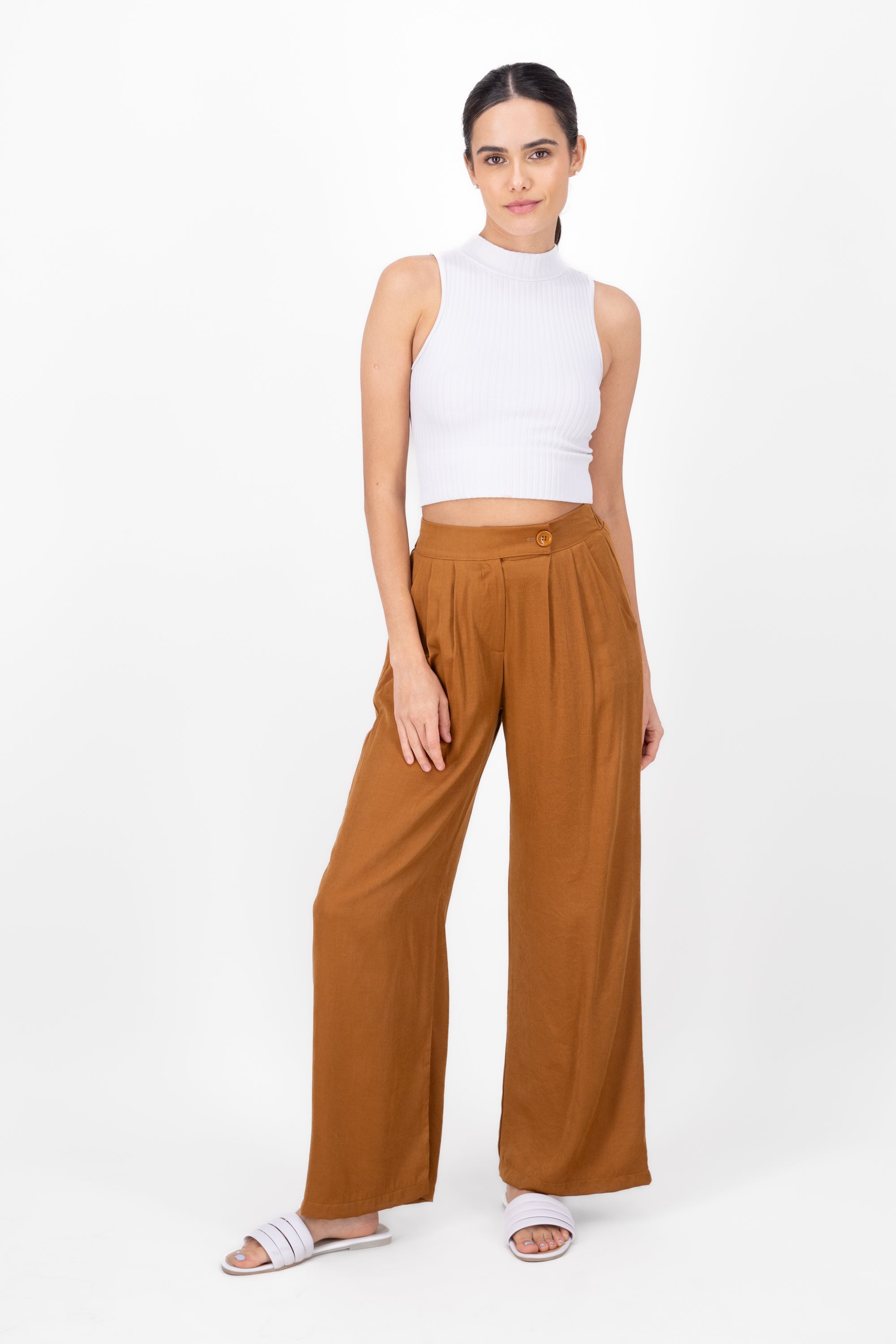 Pantalon fluido detalle boton COBRE