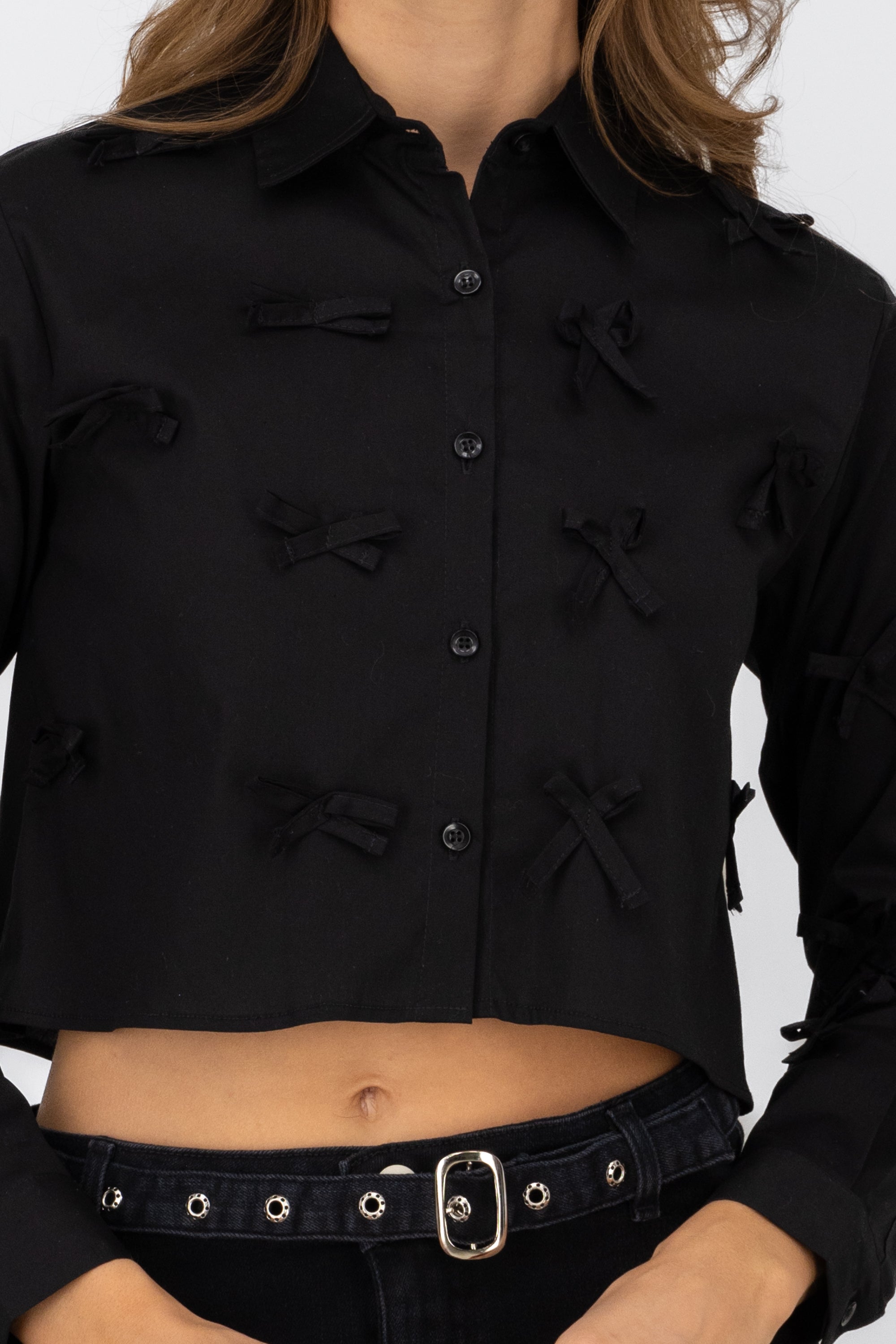 Camisa crop detalle moños NEGRO