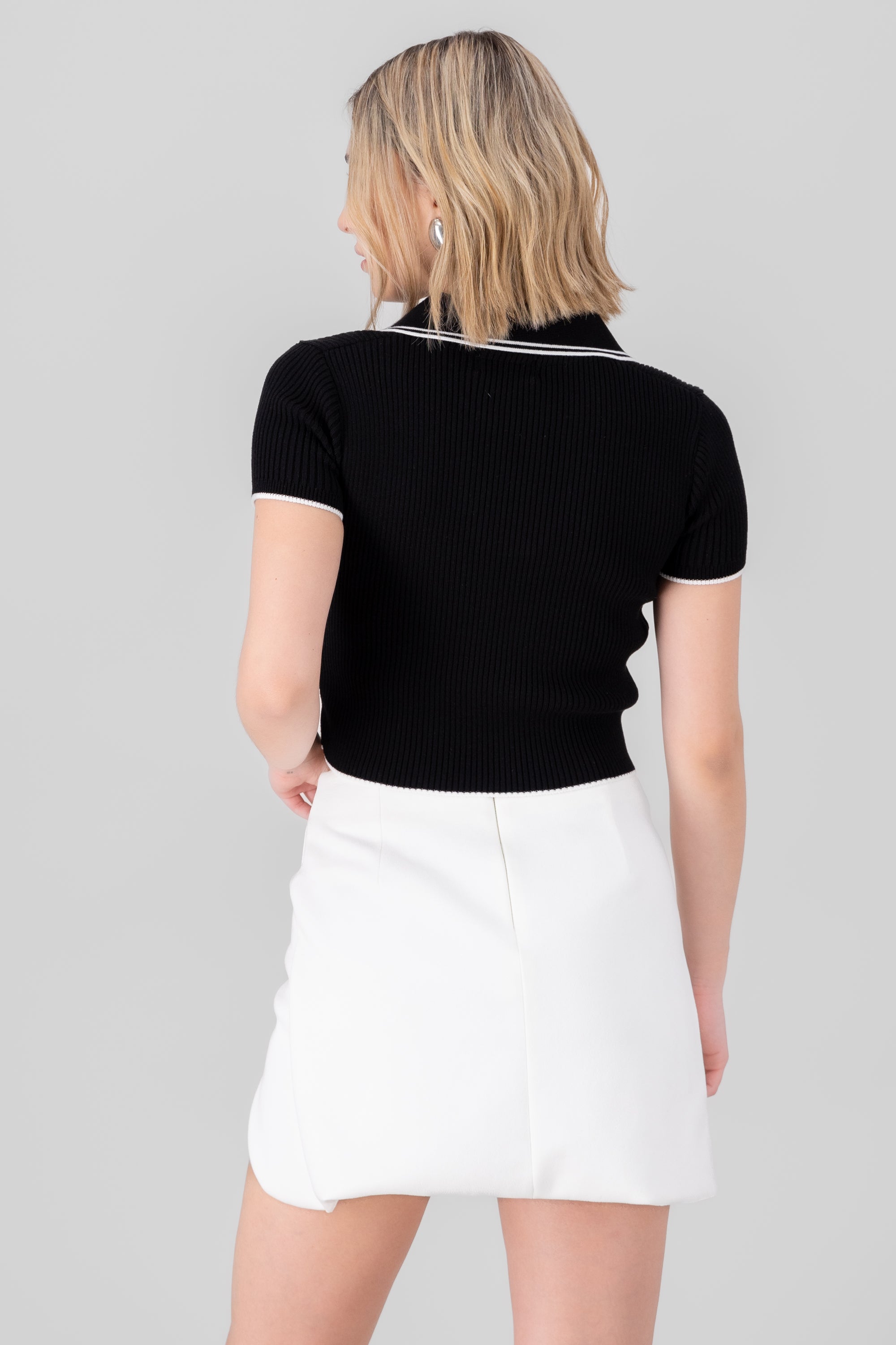 TOP POLO FABRIC CONTRAST COLOR HYPSters Black Combo