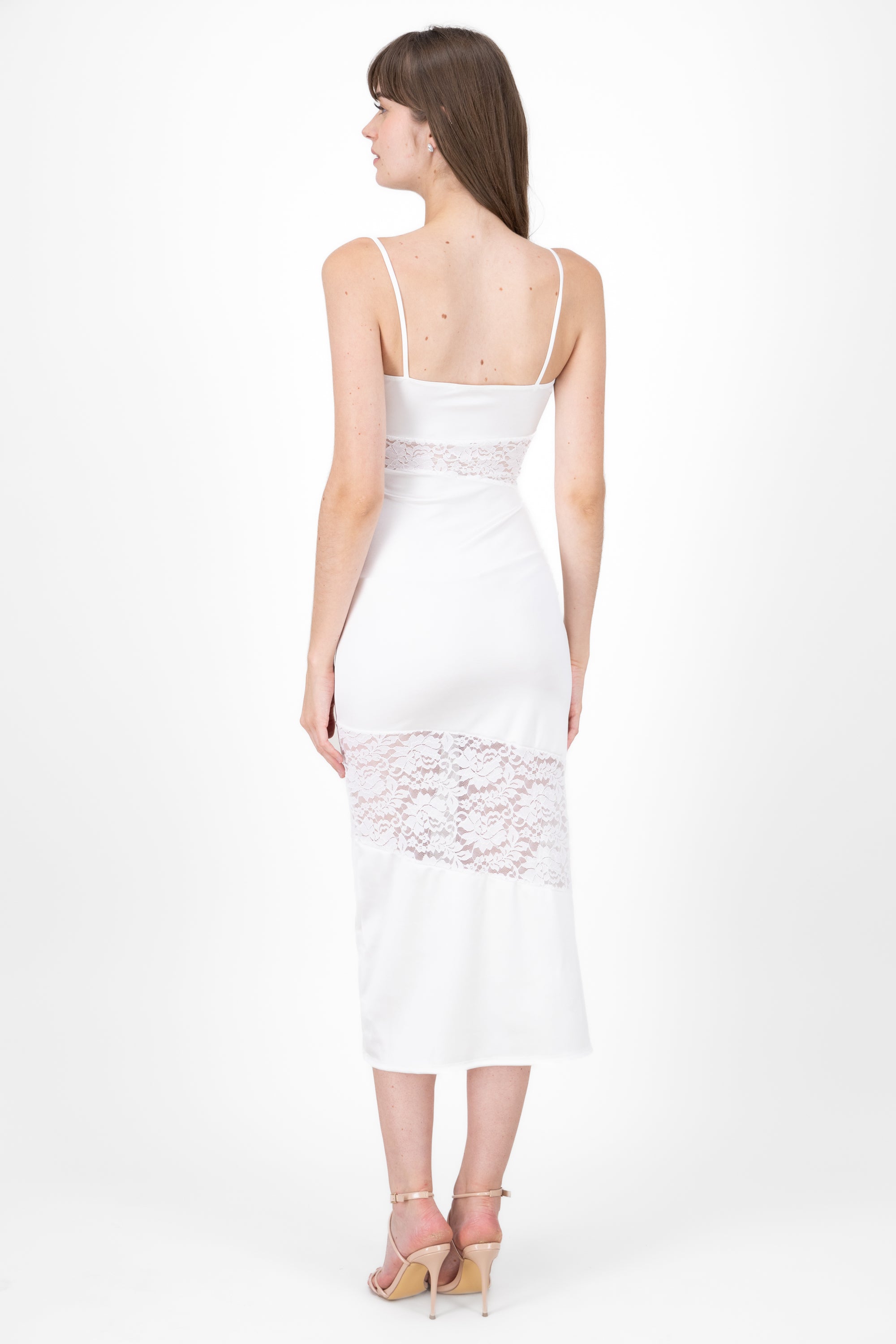 Dressed with glasses and lace detail WHITE