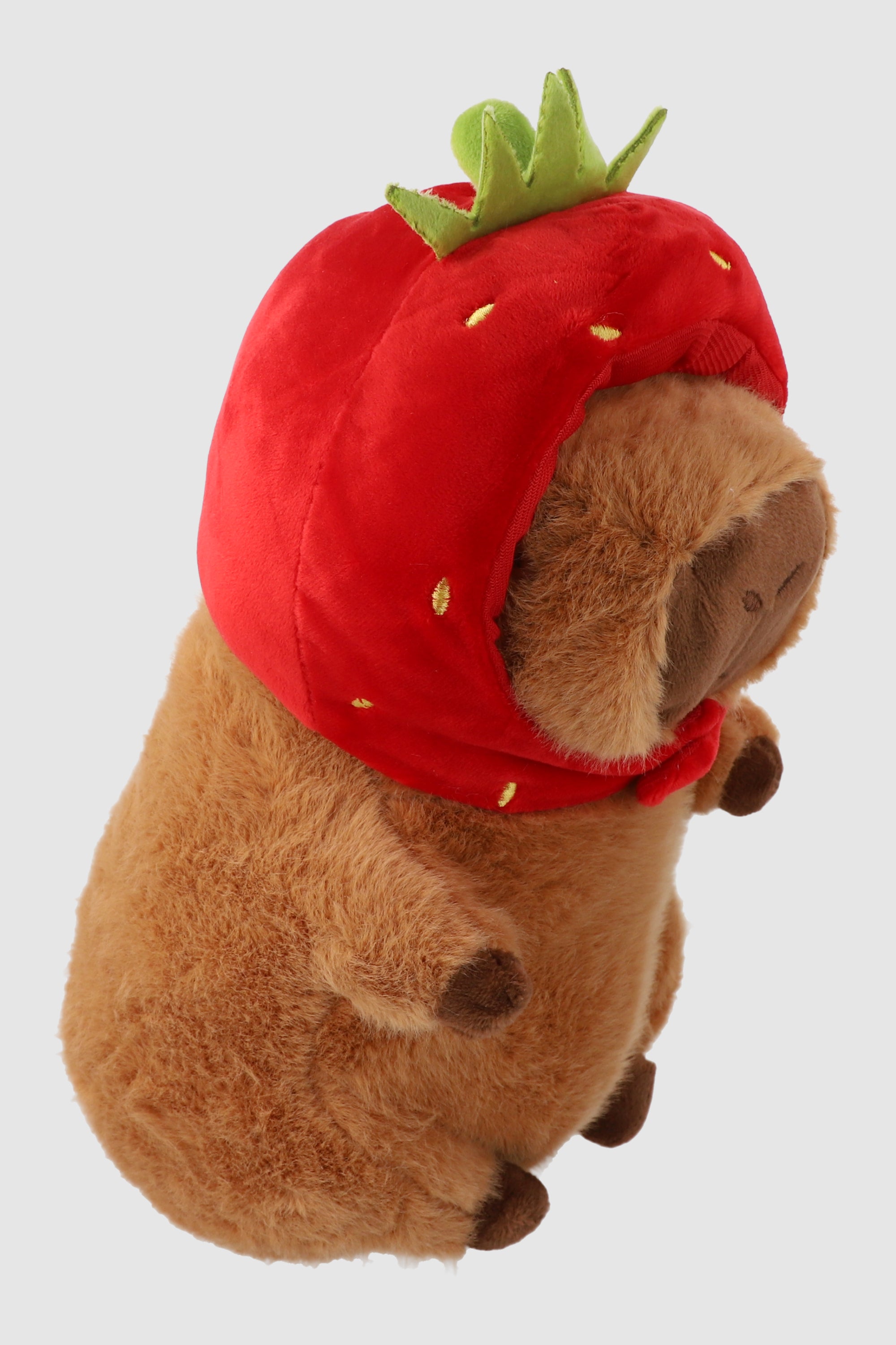 Peluche capibara gorro fresa CAFE