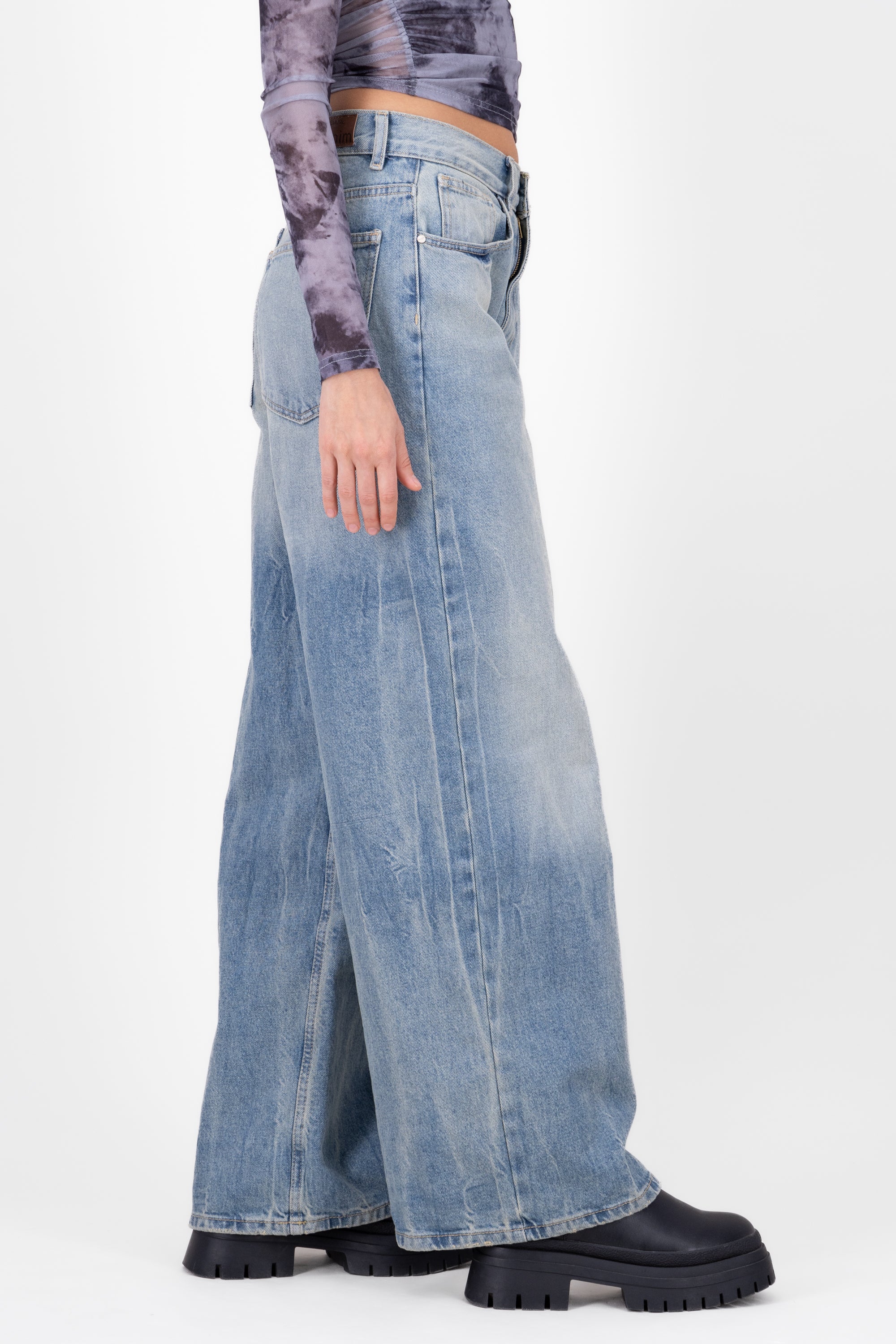 Wide leg jeans with ink ACID WASH