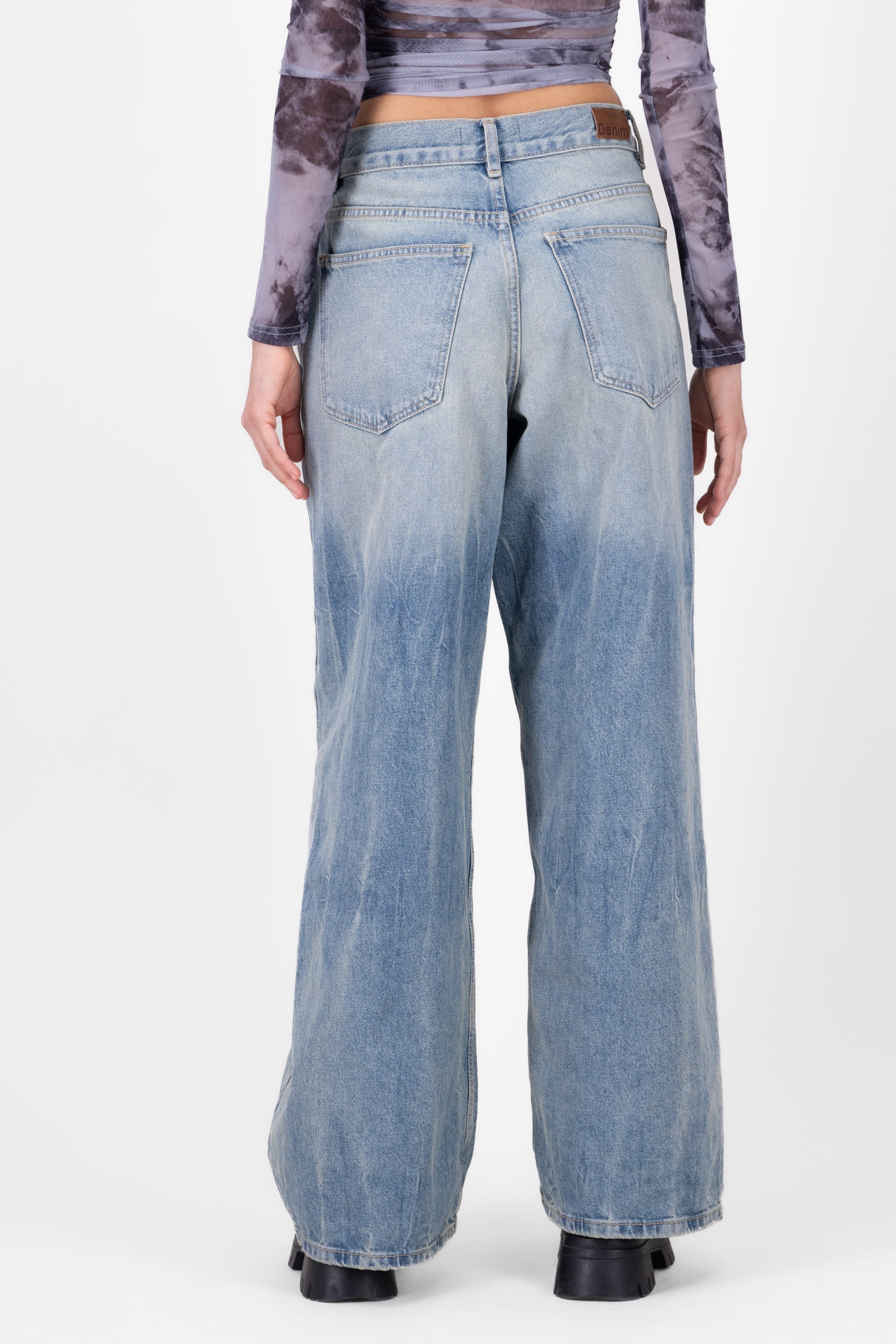 Wide leg jeans with ink ACID WASH