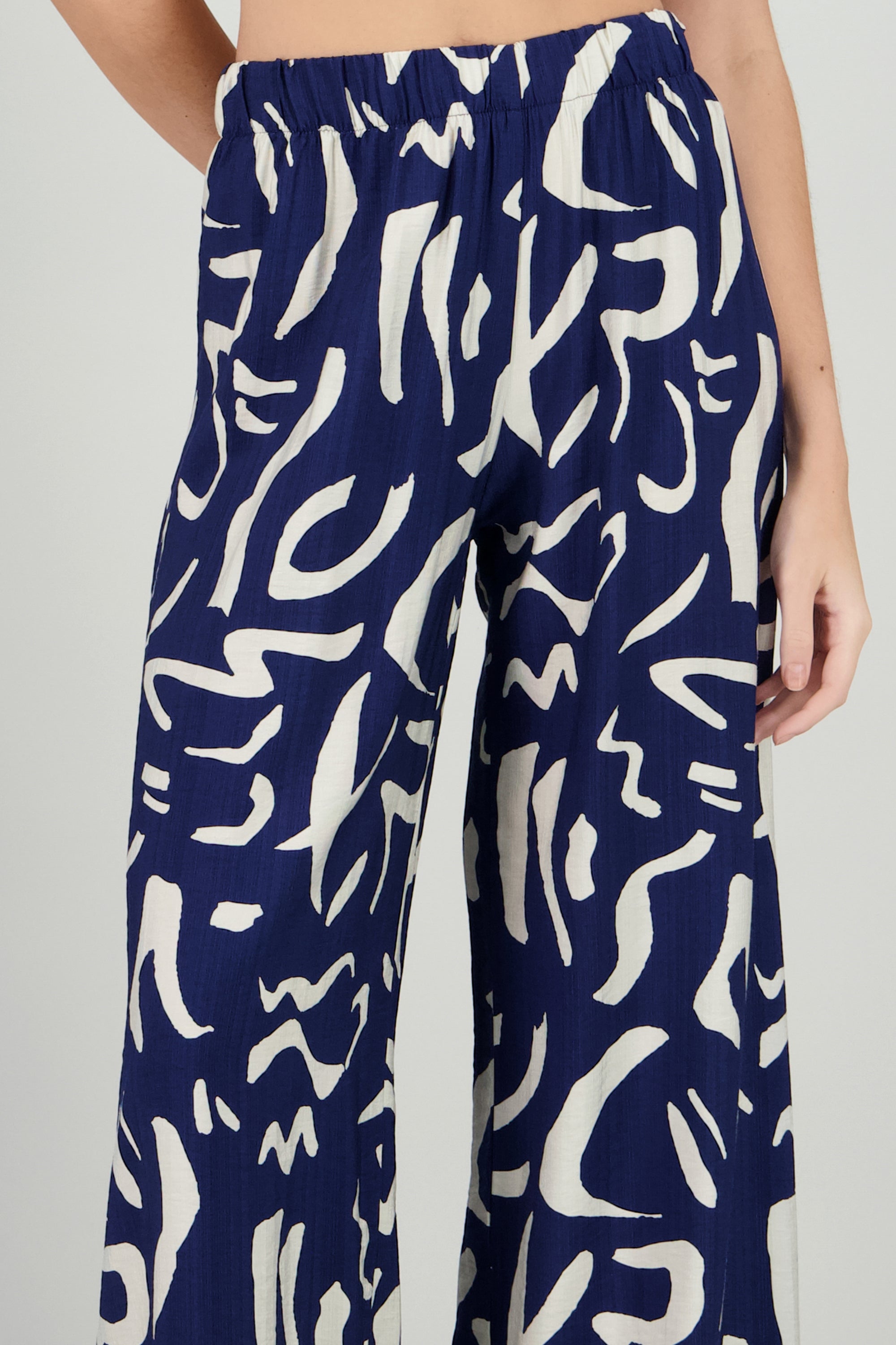 Pantalon fluido detalle estampado MARINO COMBO