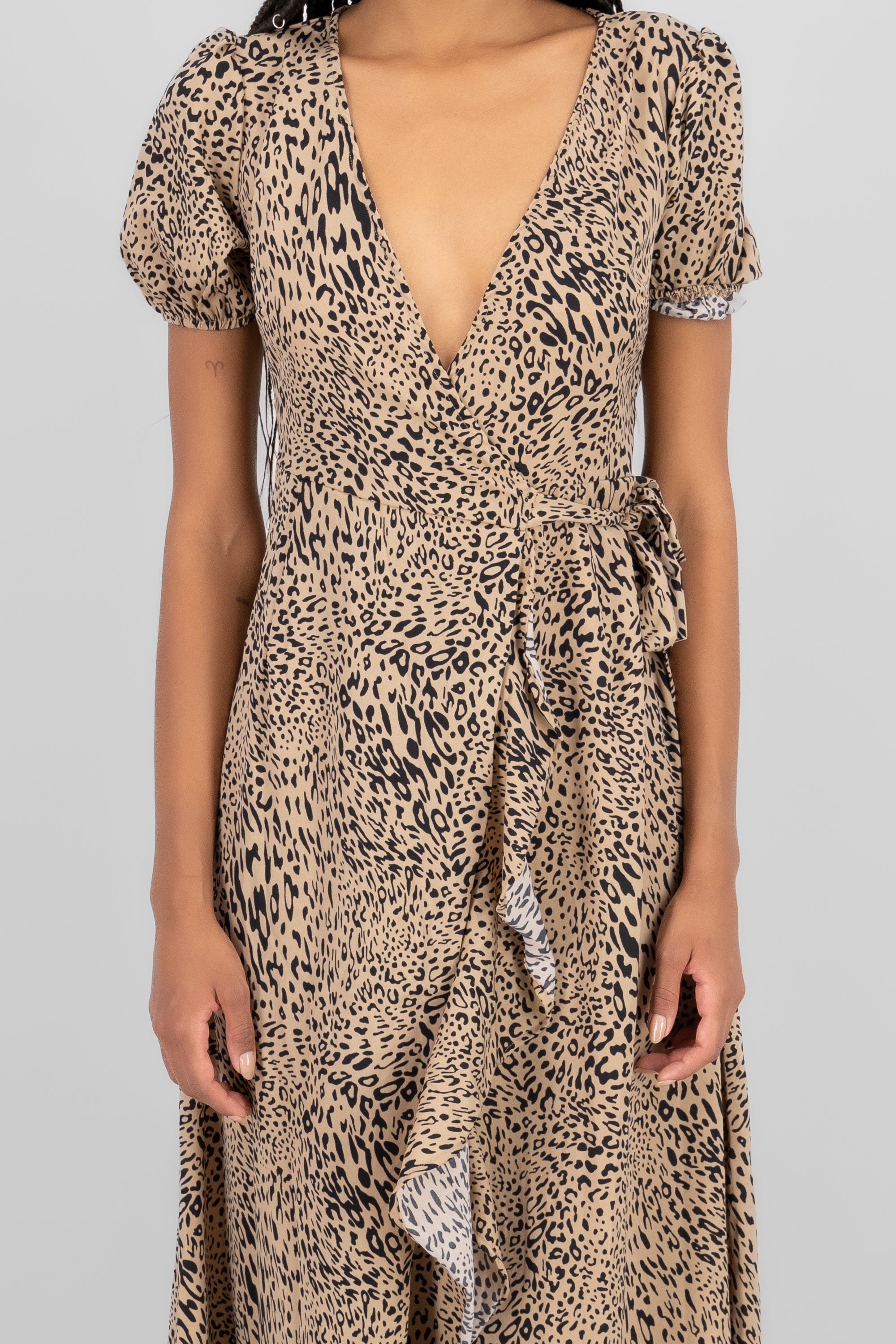 Maxi vestido animal print manga corta CAFE COMBO