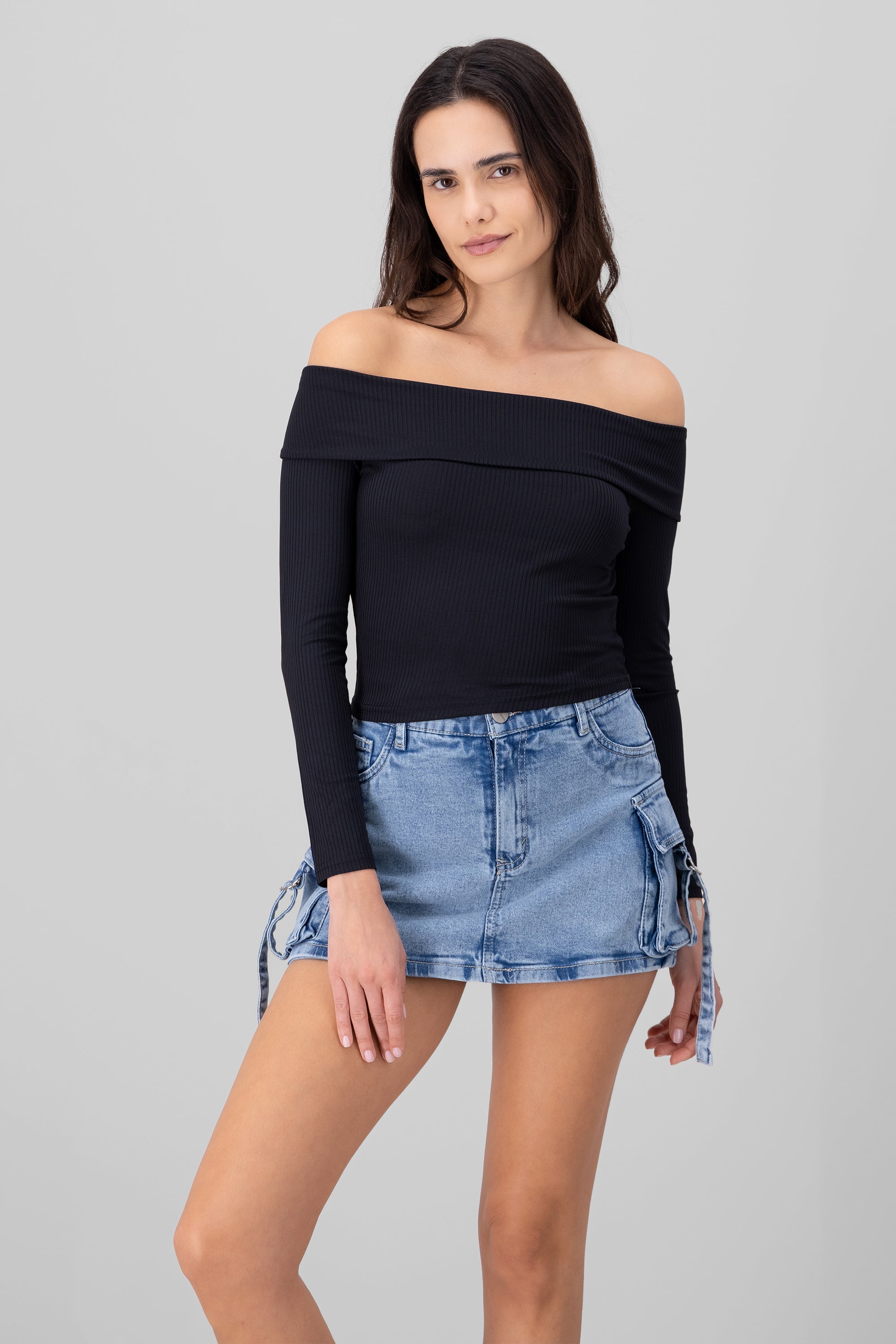 Top hombros descubiertos NEGRO