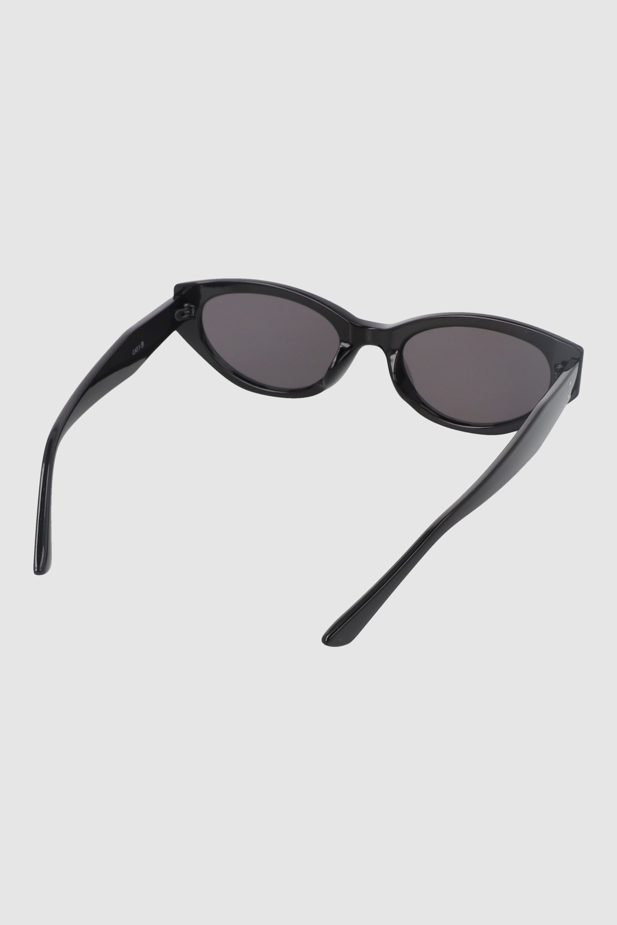 Oval cateye lenses BLACK