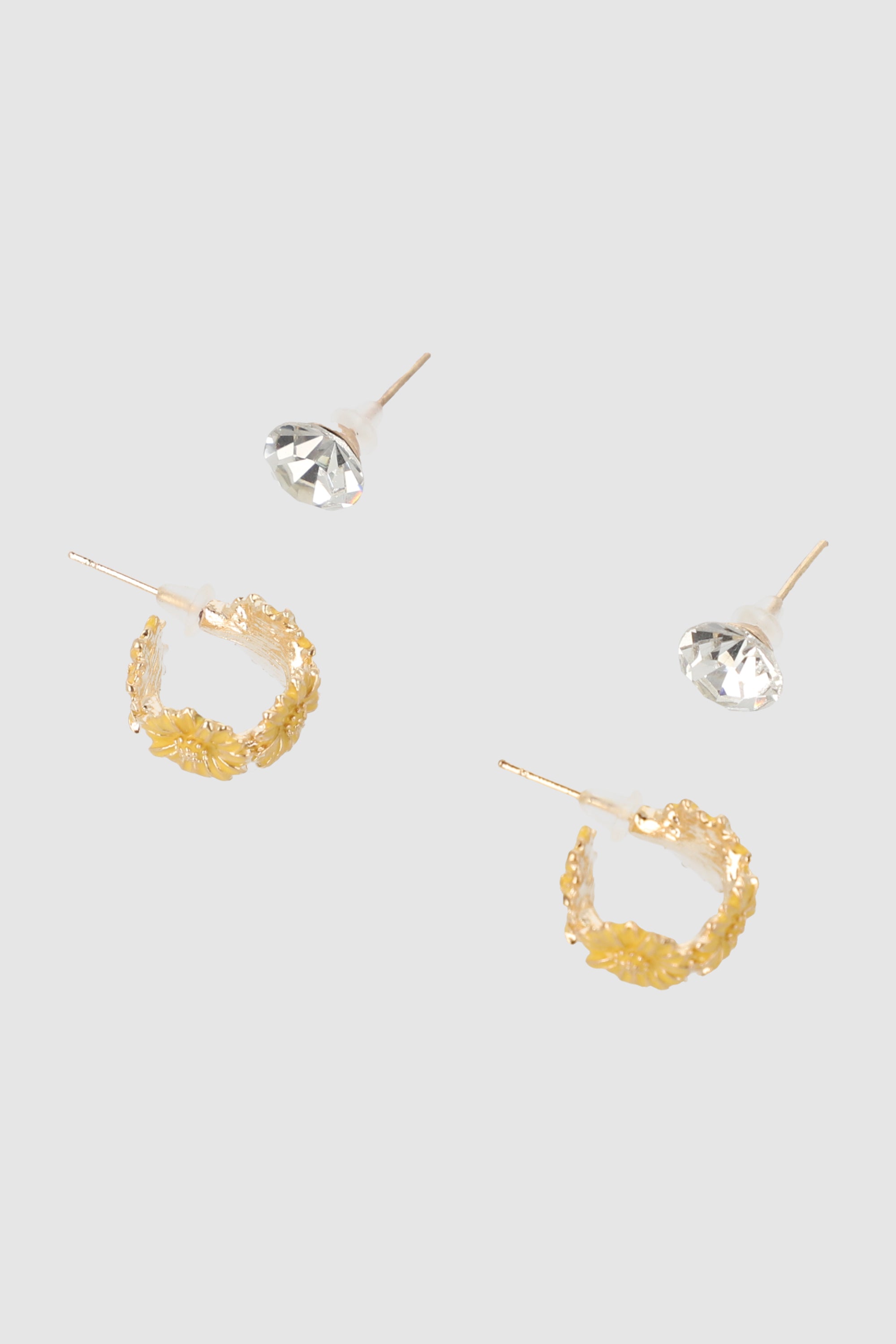 Set 2 pares aretes flores AMARILLO