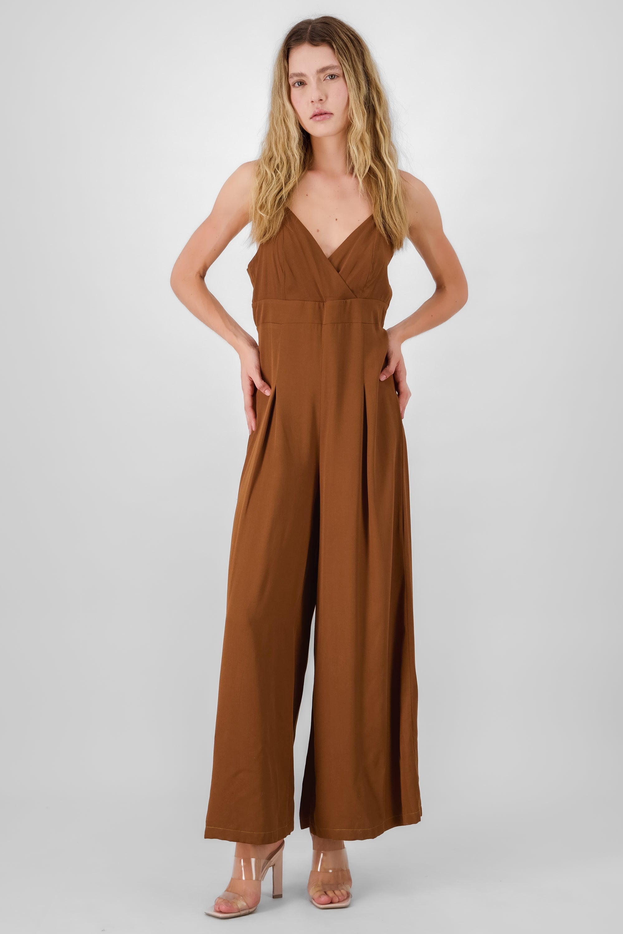 Jumpsuit escote v CHOCOLATE