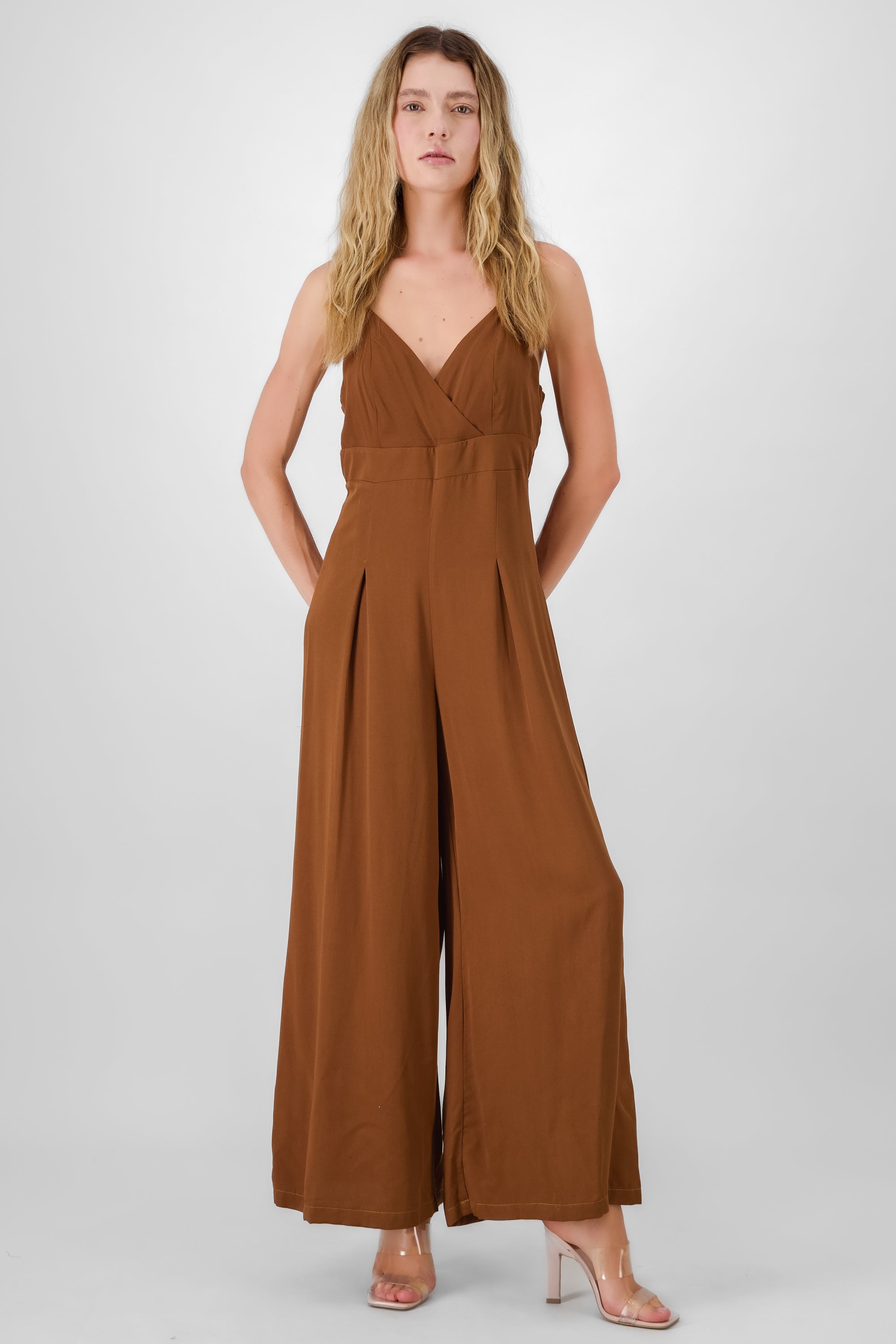 Jumpsuit escote v CHOCOLATE