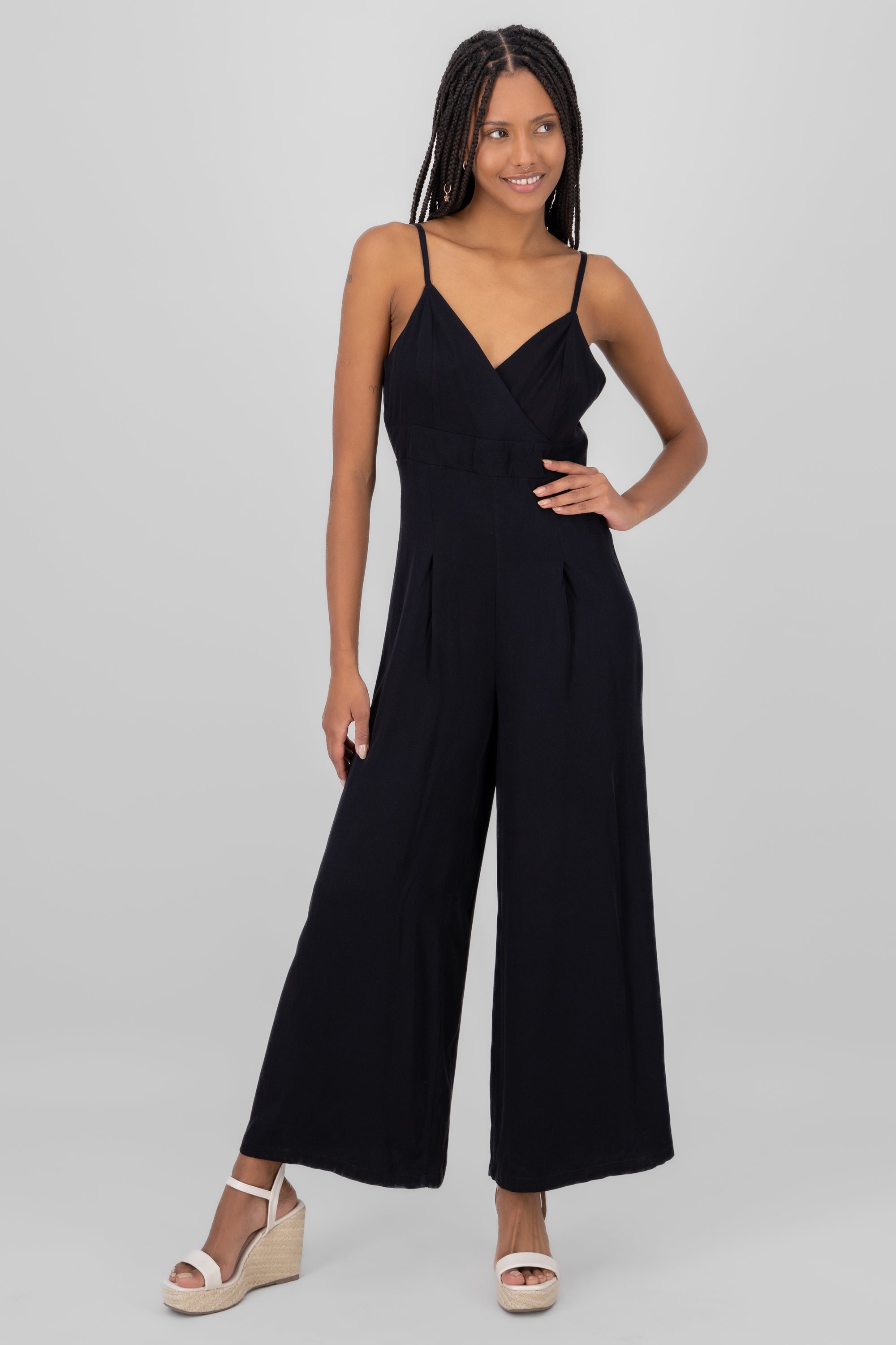 Jumpsuit escote v NEGRO