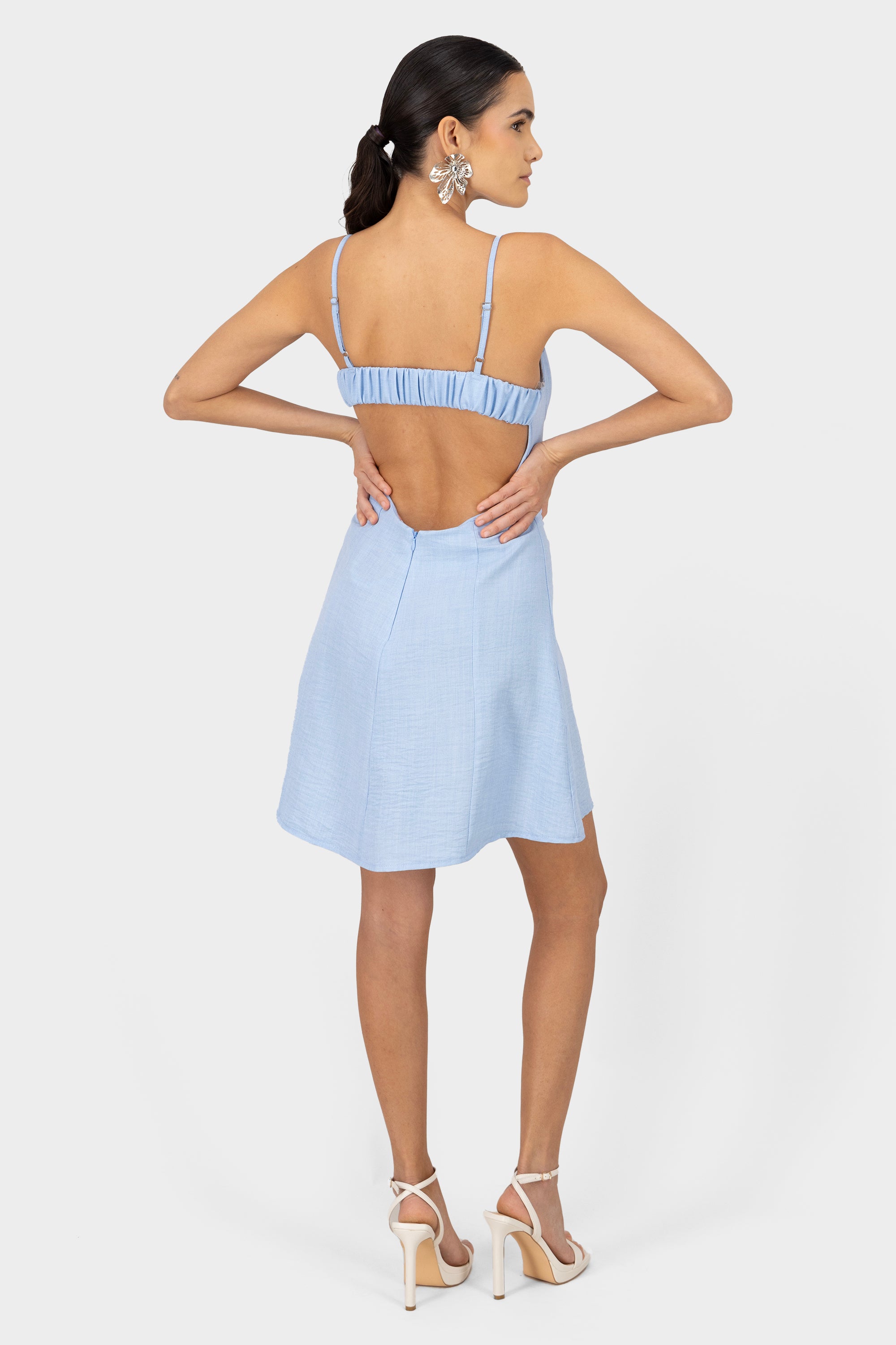 Vestido mini encaje detalle copas AZUL CIELO