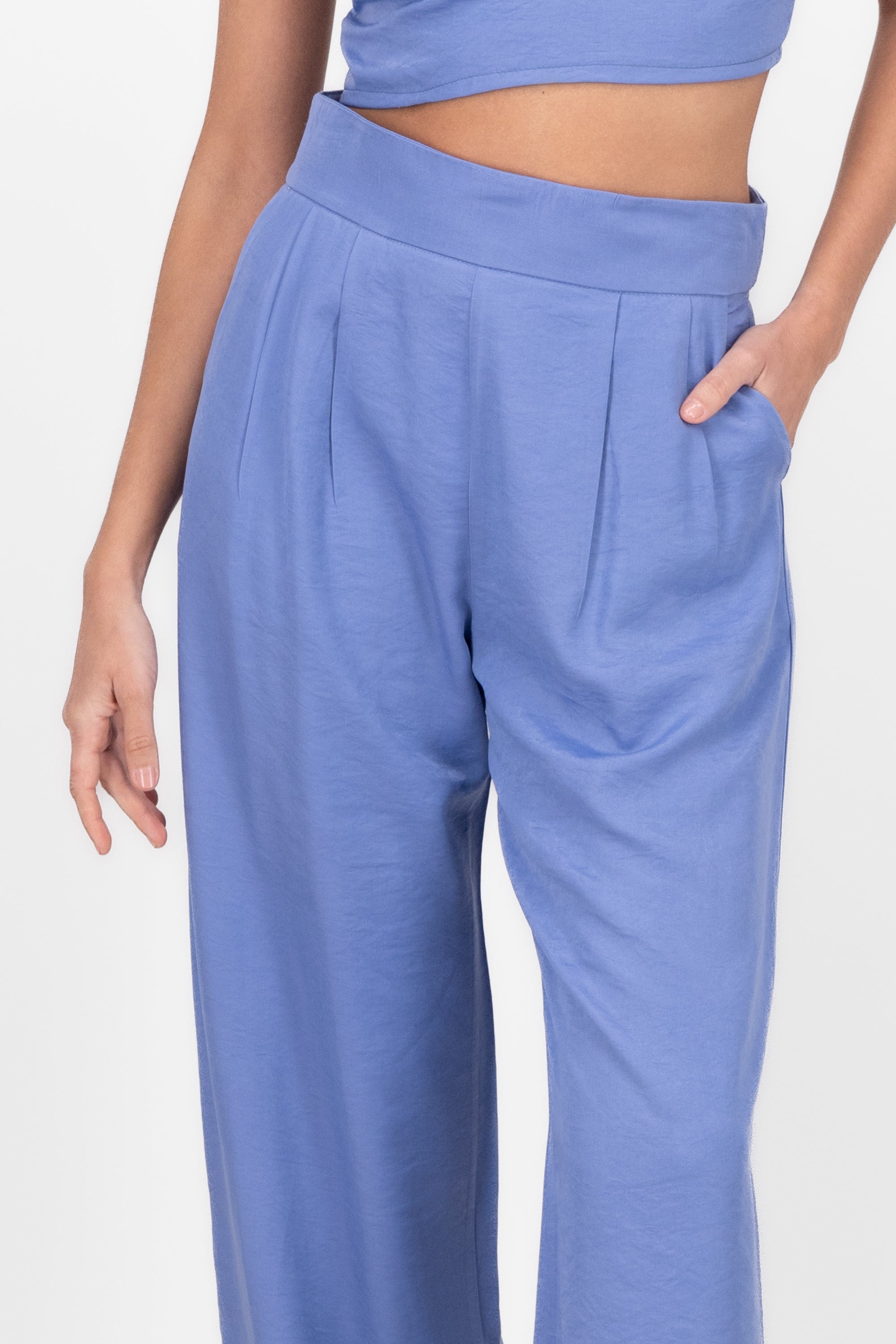 Pantalon amplio pinzas AZUL CIELO