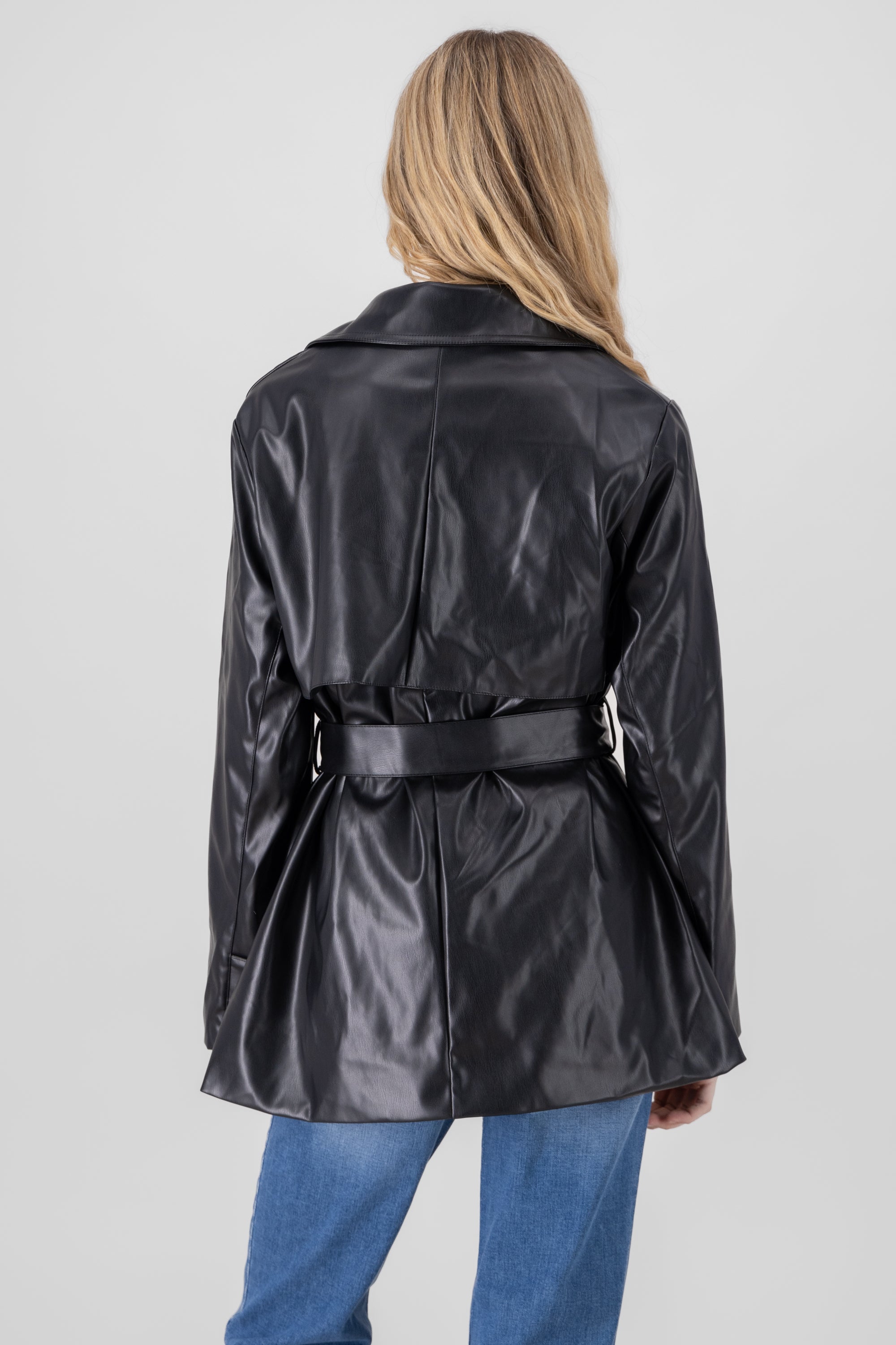 Gabardina corta PU NEGRO