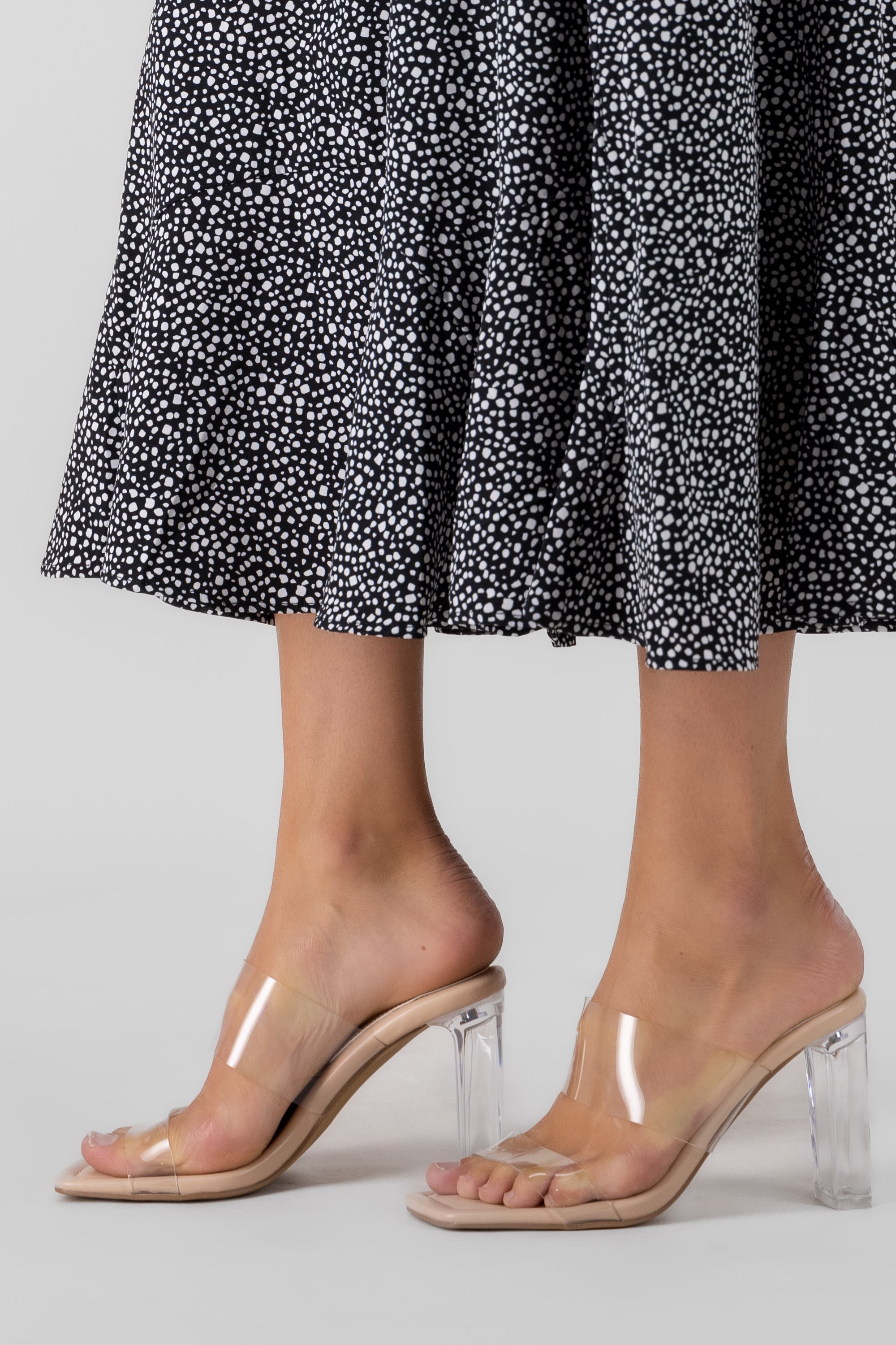 Transparent block block Nude