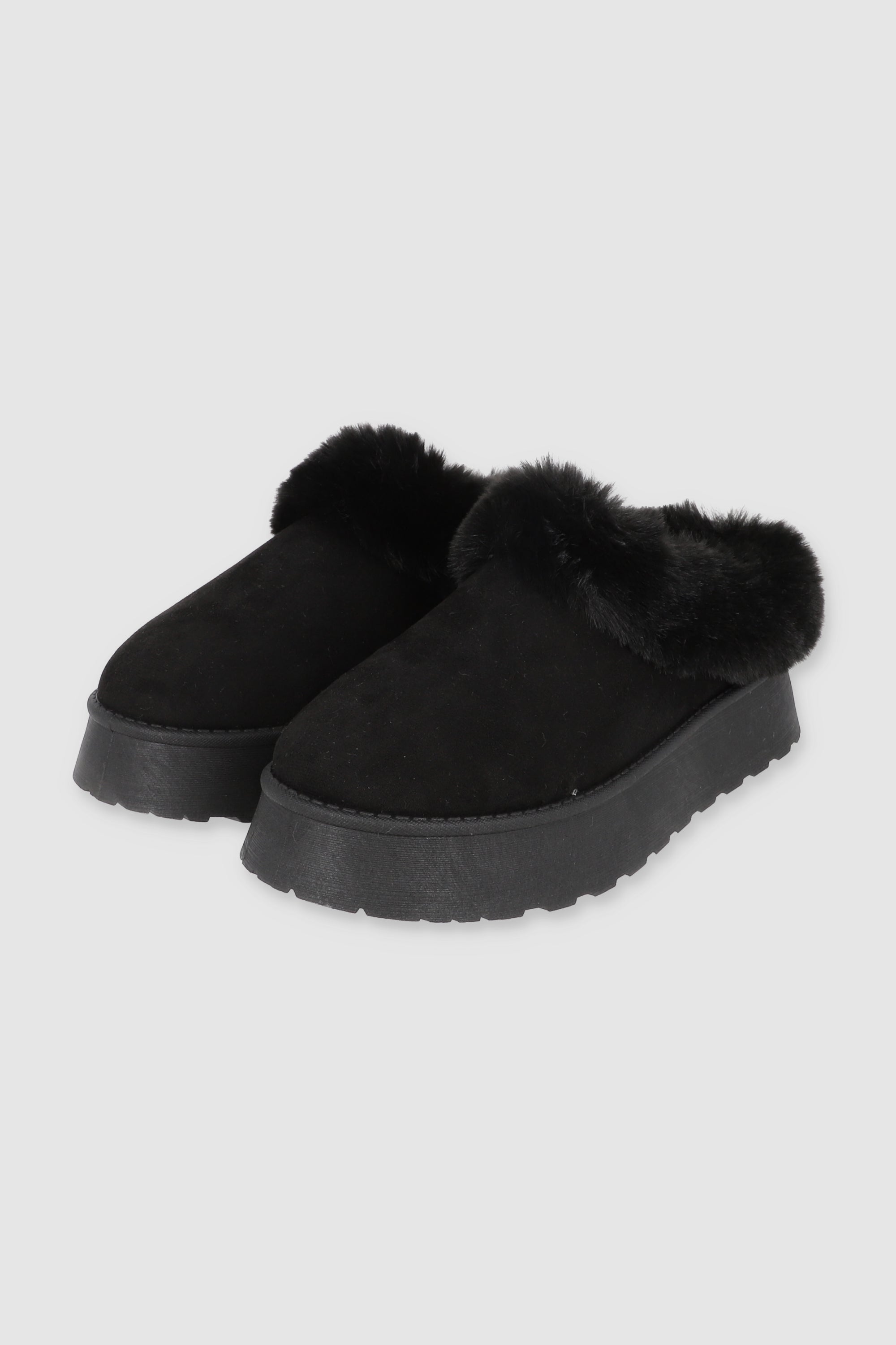 Pantufla Peluda Mula NEGRO
