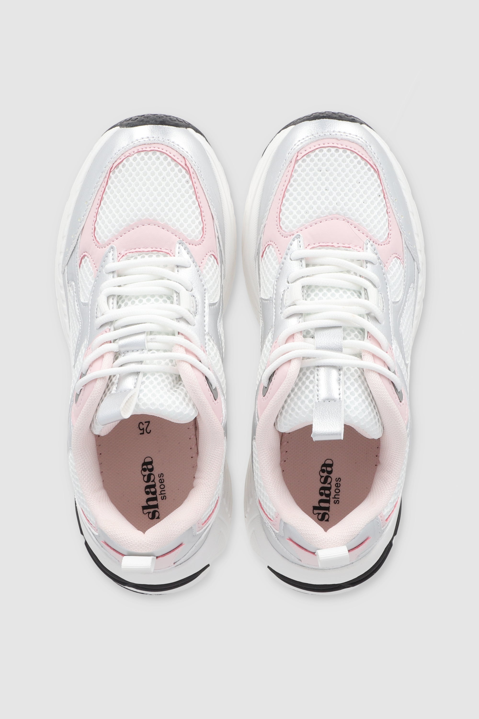 Tenis runner detalles metalicos ROSA