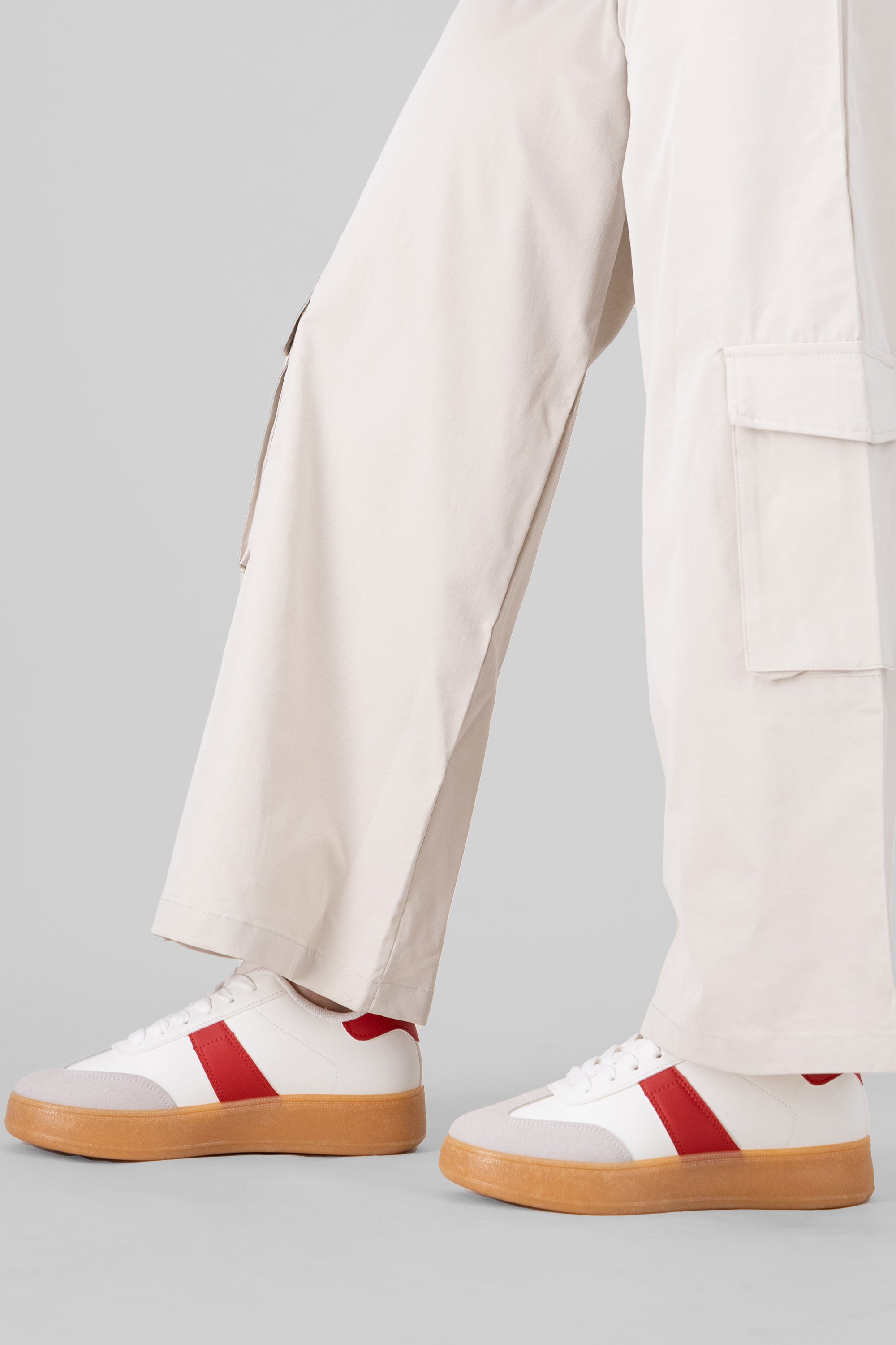 Tenis retro linea laterales ROJO