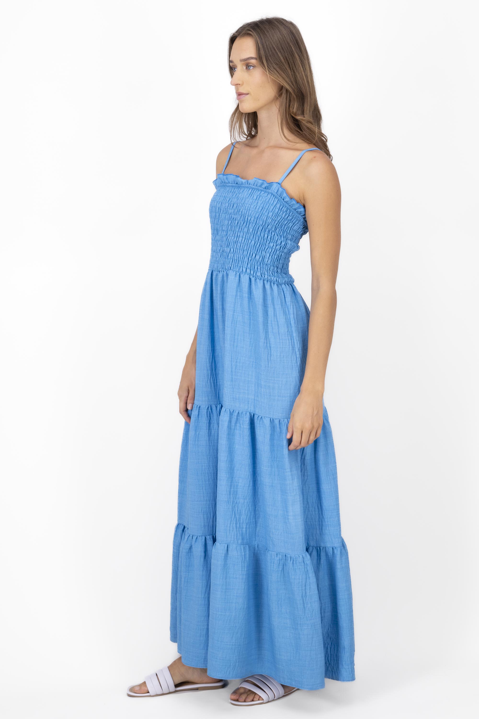 Vestido maxi olanes detalle smock AZUL