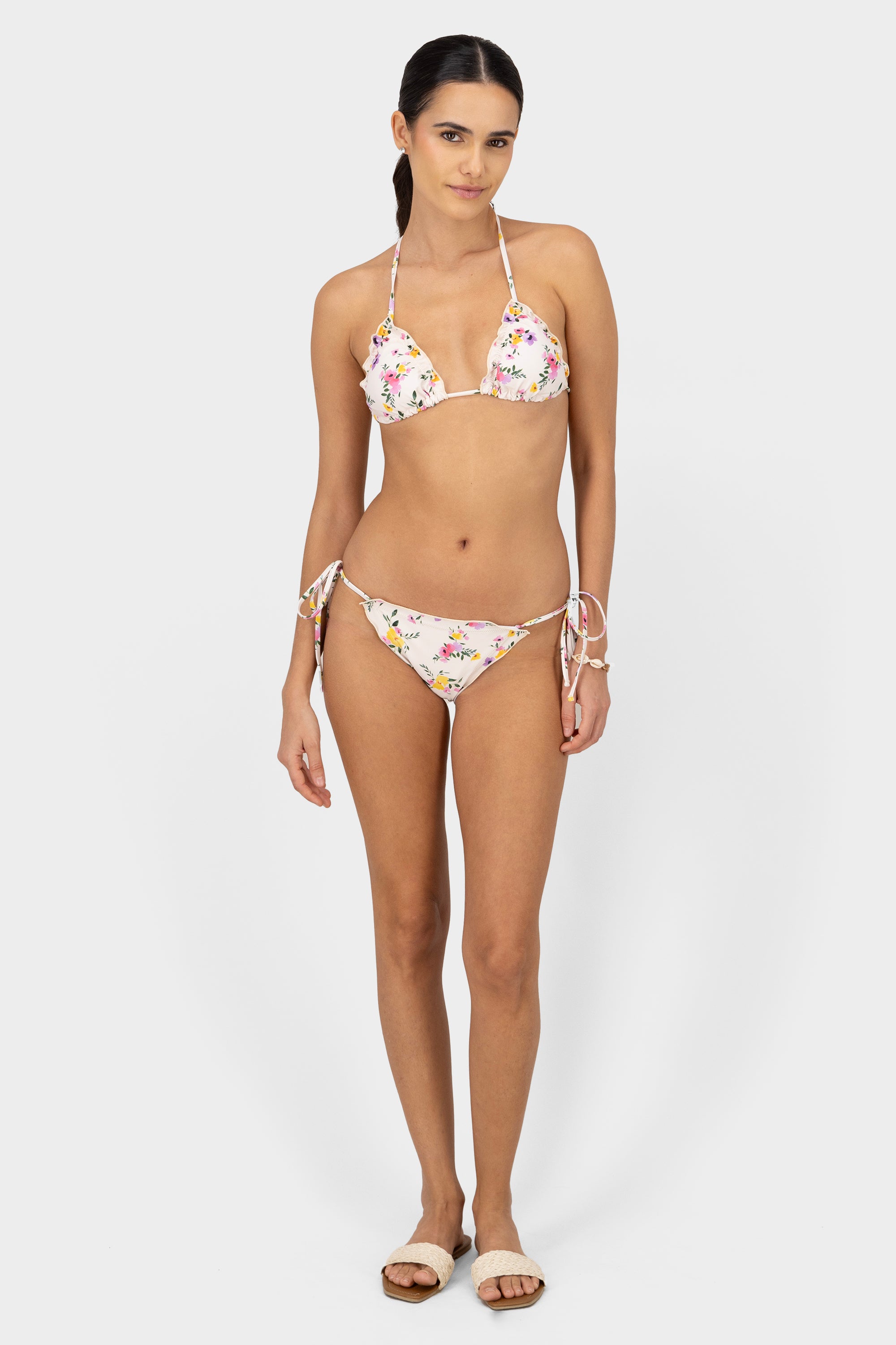 Bikini flores plisado 3 pzs HUESO COMBO