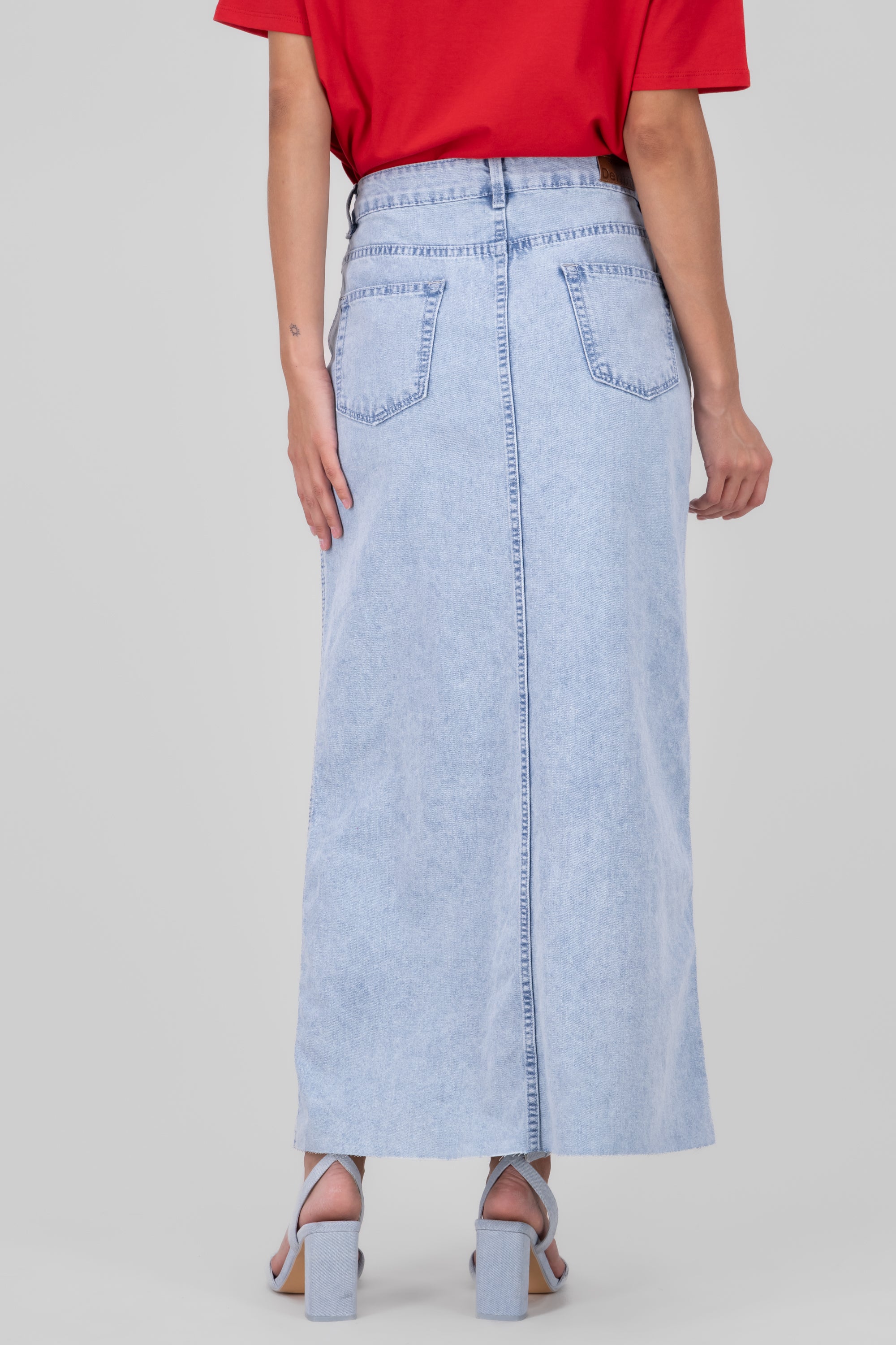 Maxi skirt opening to the front Super bleached